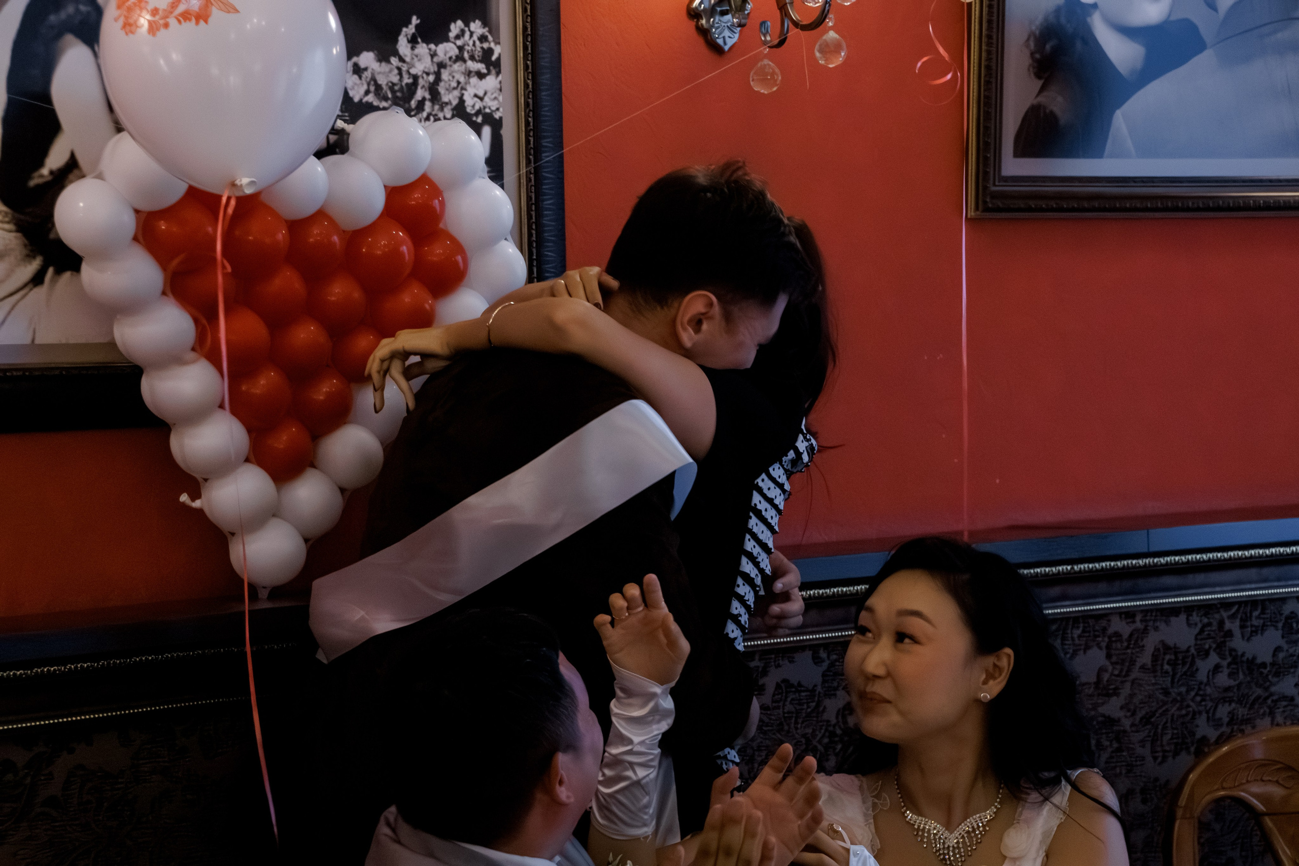 КОРОТКО И ЯСНО — ГОРЬКО!. Свадебный фотограф в Иркутске Бобылев Никита