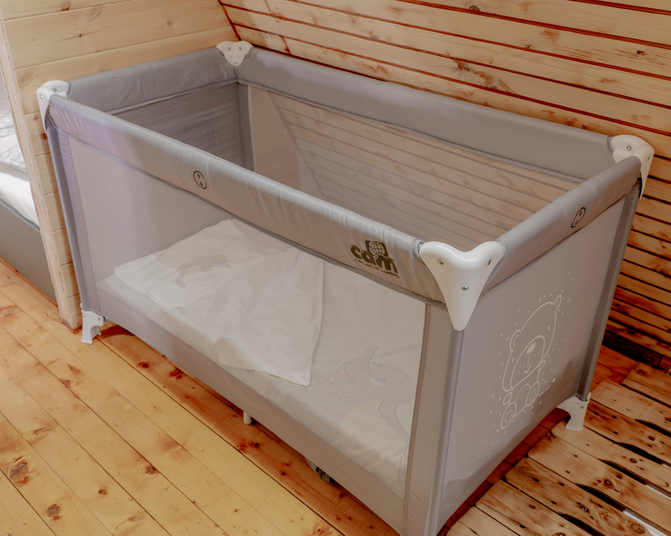 Viktorija Chalet. Photographer Liana Sudets Serbia Kopaonik Brzece Brus