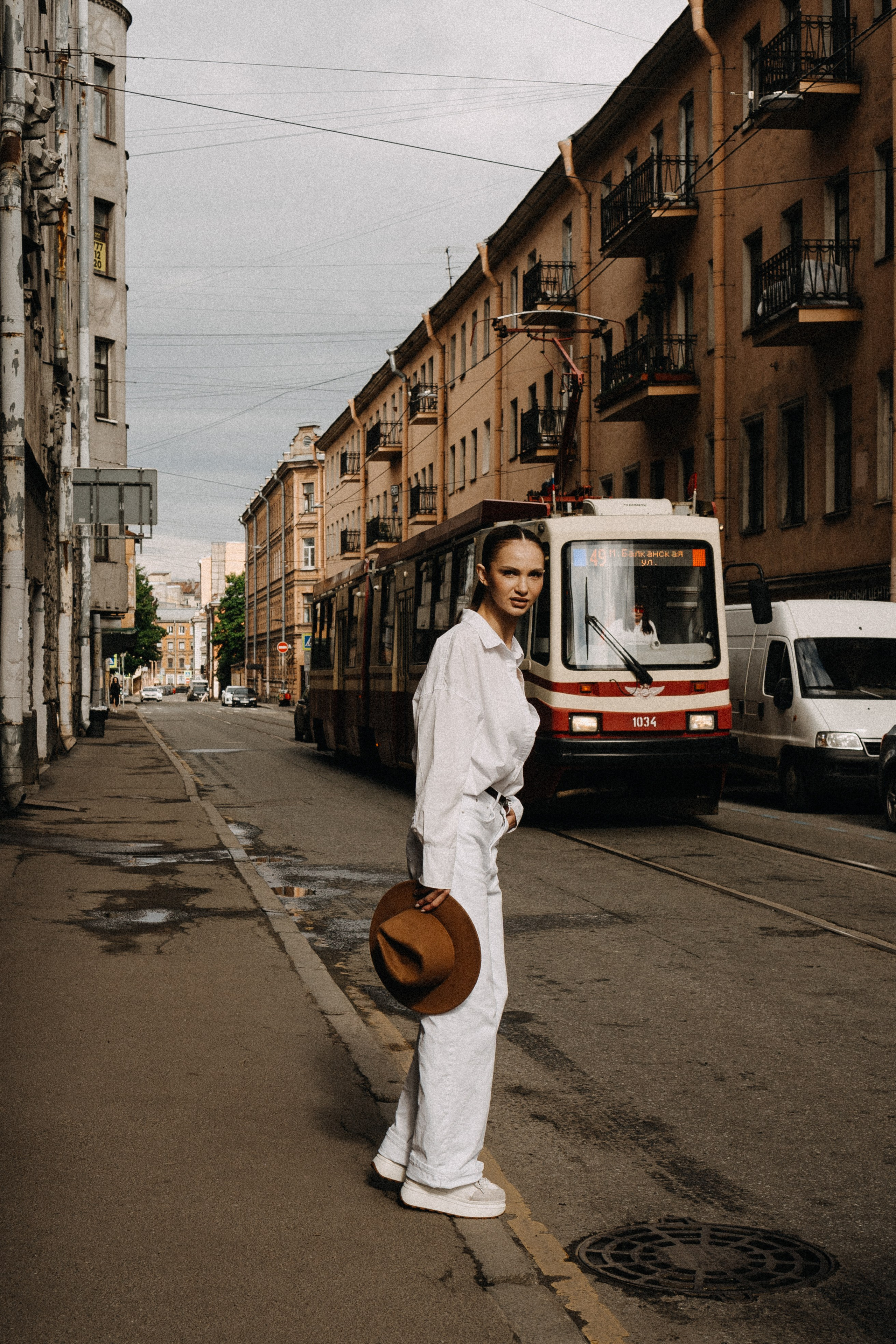 МЫ ГУЛЯЛИ ПРО КРЫШАМ ПИТЕРА. Профессиональный фотограф, Санкт-Петербург — Виктория Богомолова