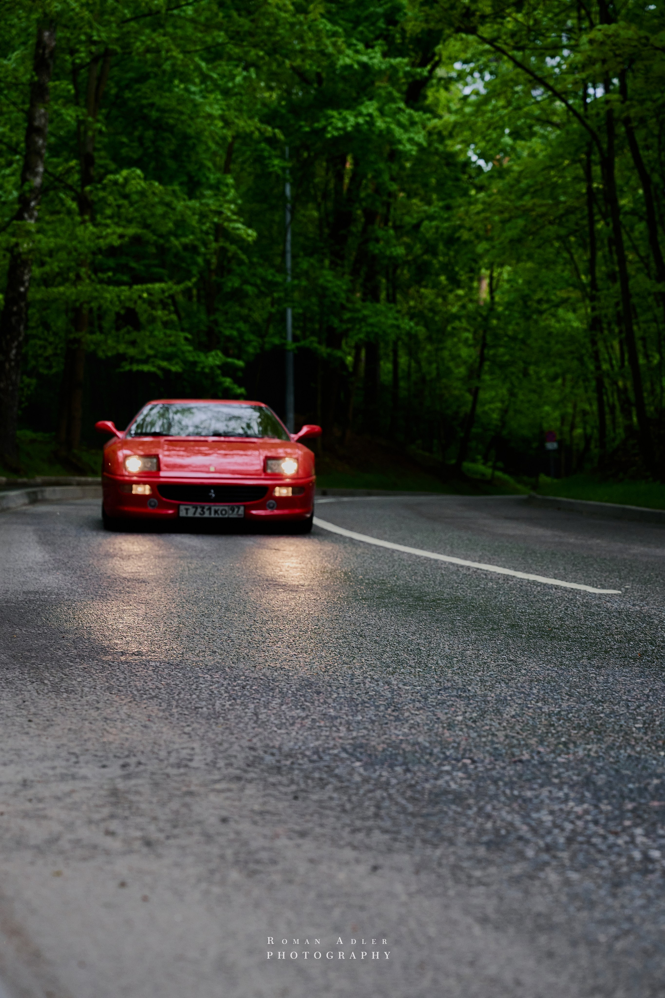 Ferrari 355 GTS. Фотограф Роман Адлер