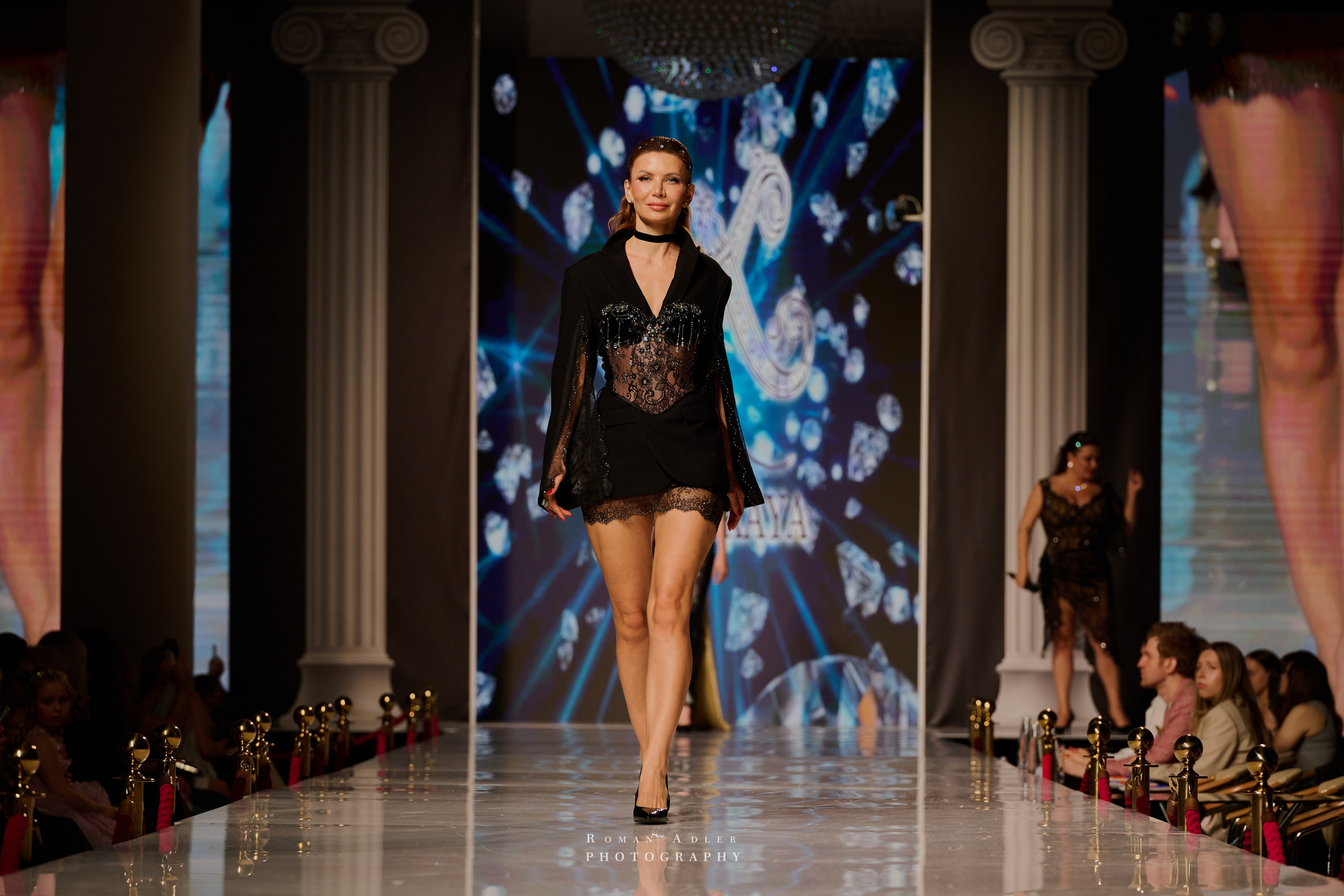 ESTET FASHION WEEK ВЕСНА — 2025. Фотограф Роман Адлер