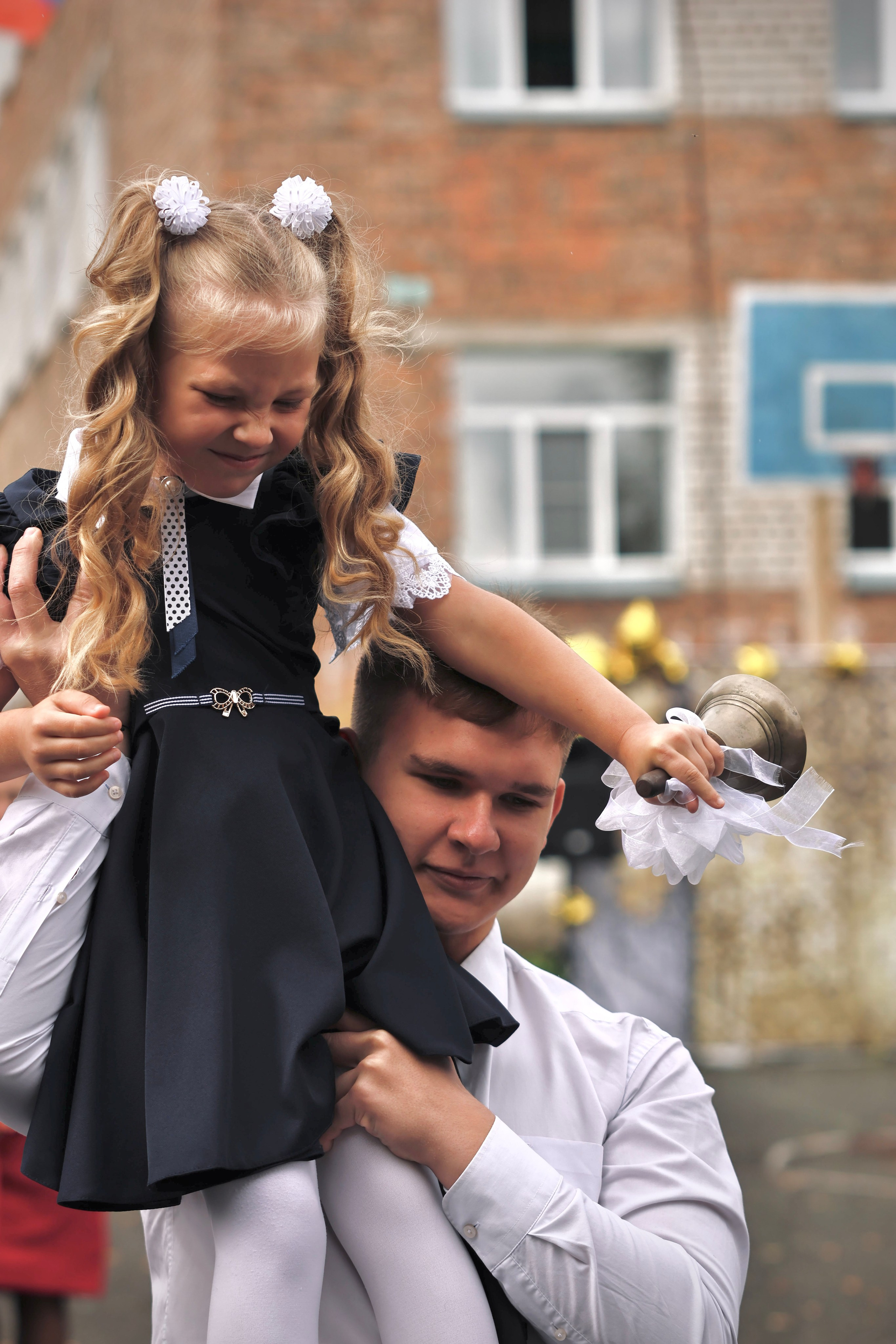 1 сентября. Родная школа. Фотограф портретист в Санкт Петербурге Дроздова Алла