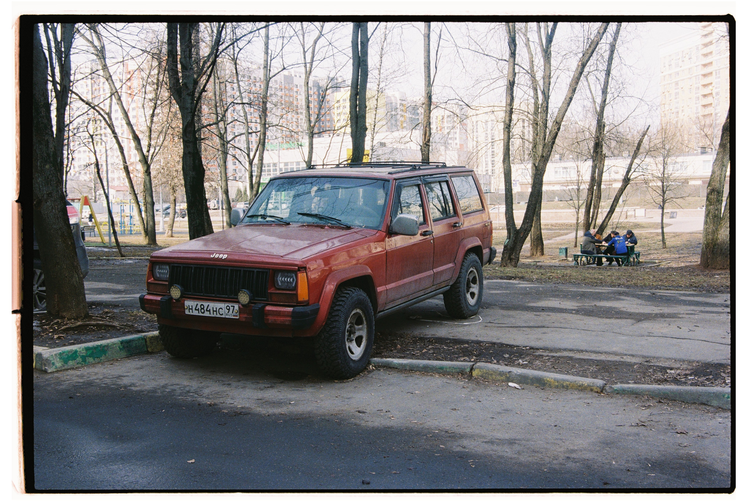 CARS. ANNA — PHOTOGRAPHER