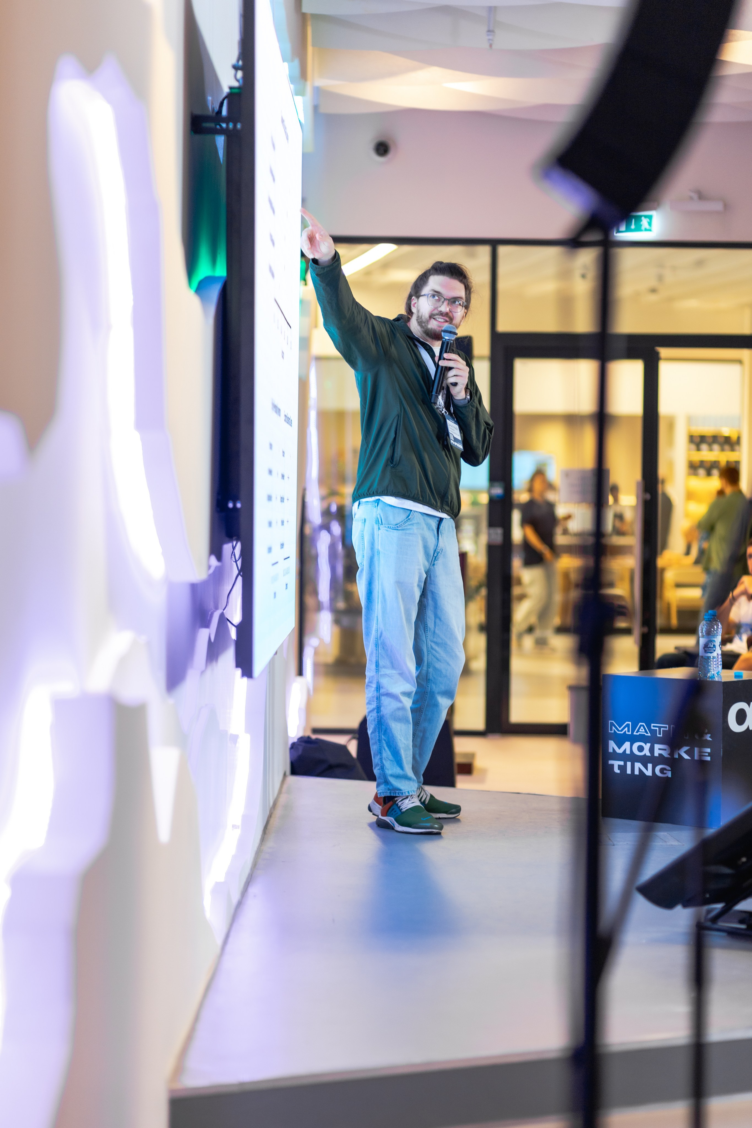 Aha! — 29–30 мая 2025. Фотобанк Матемаркетинг