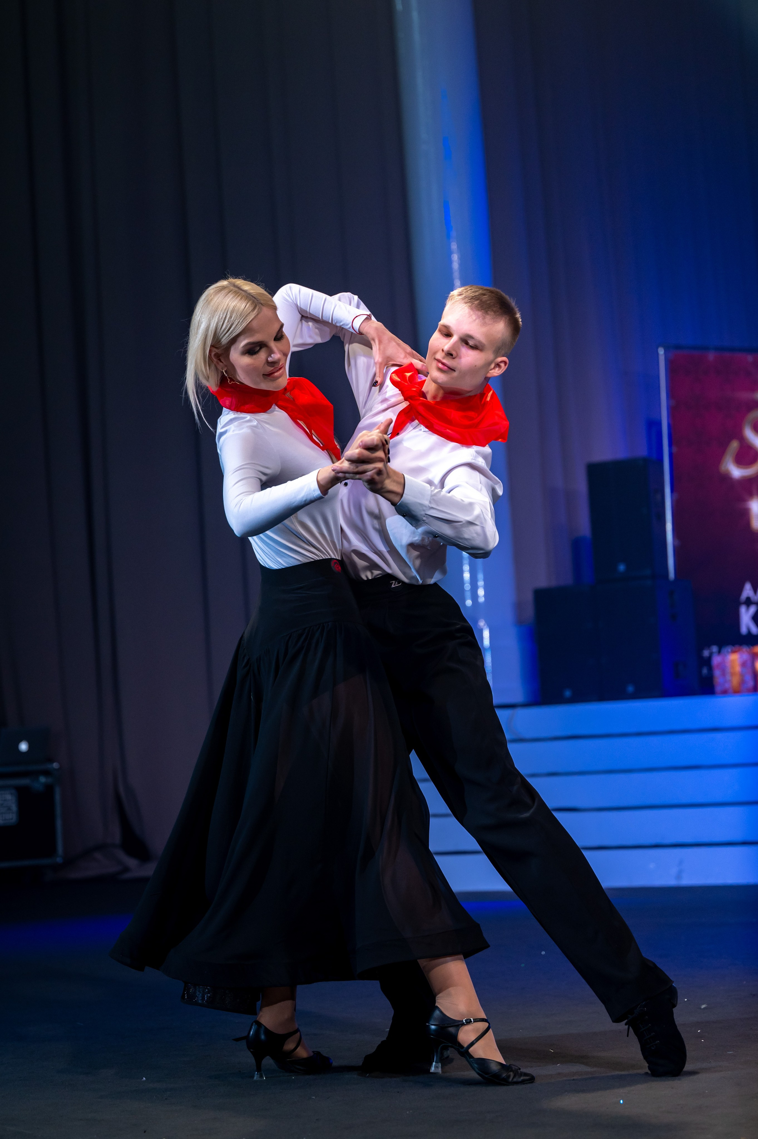 SL Новогодний отчетный концерт 2024/2025. Спортивный фотограф в Туле и Тульской области. Файсханова Фото Спорт