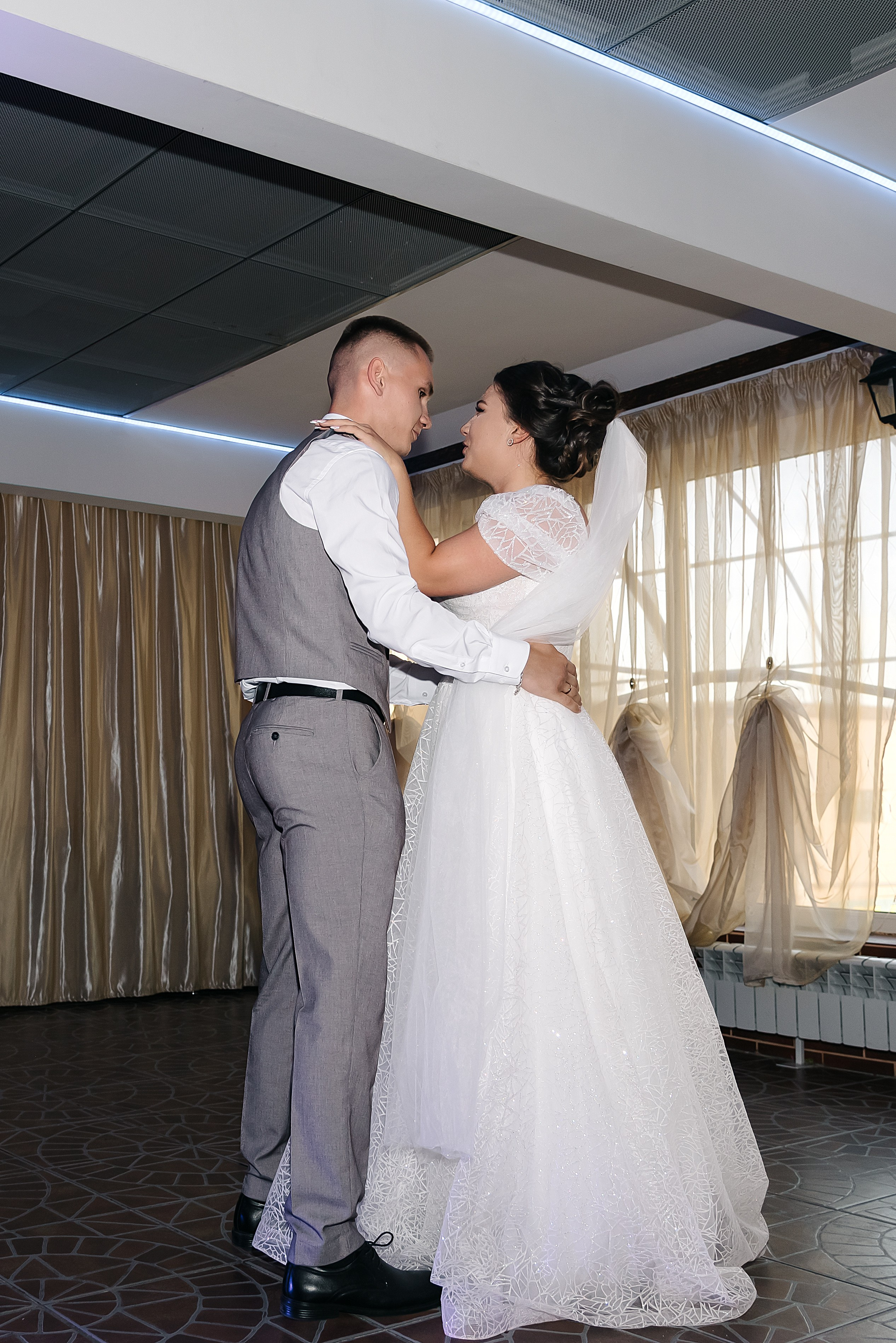 Роман и Карина. Фотограф Волжский Екатерина Егорова