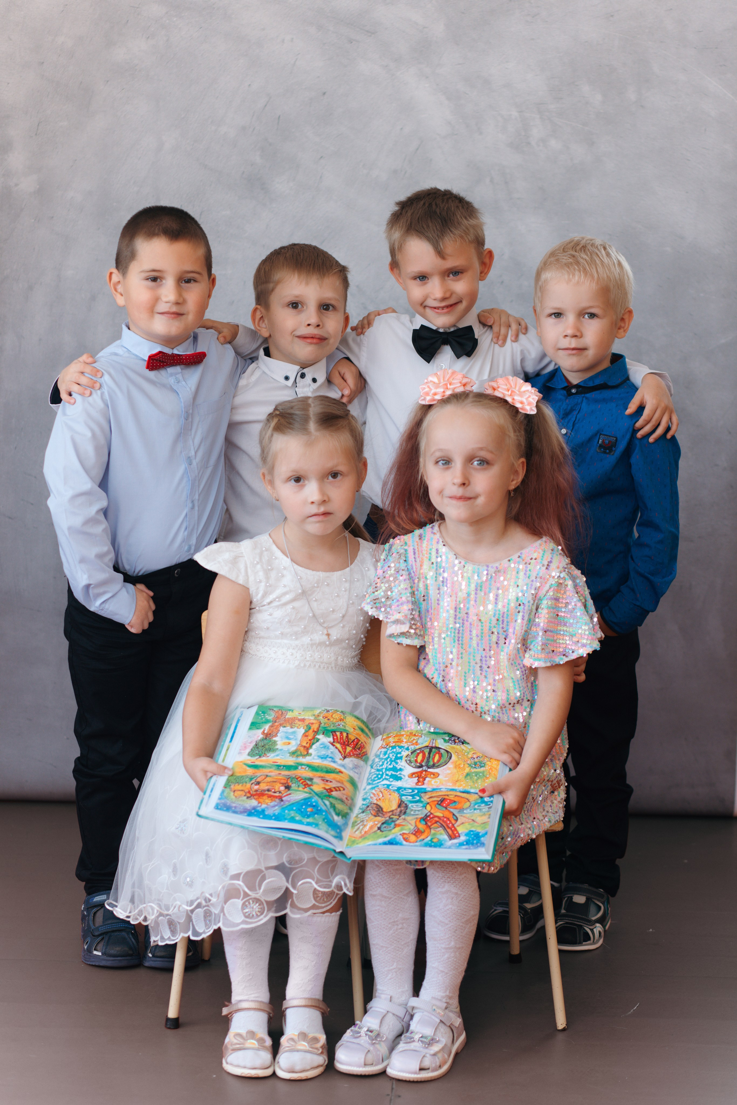 Детский сад № 20. Фотосессия для выпускного альбома. Студия выпускных альбомов Остров