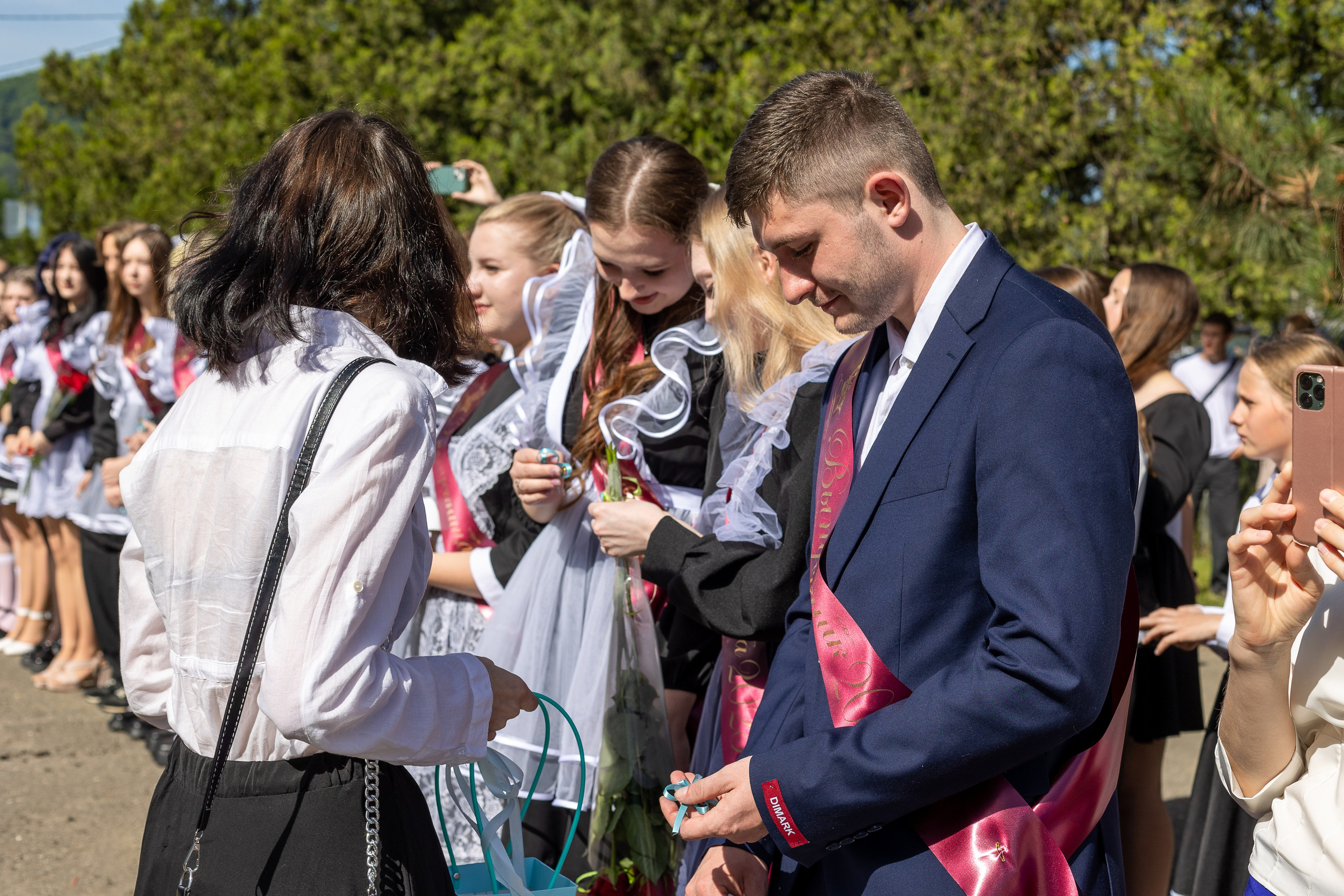Последний звонок. Выпускные альбомы Майкоп, Краснодар Елена Золотарева
