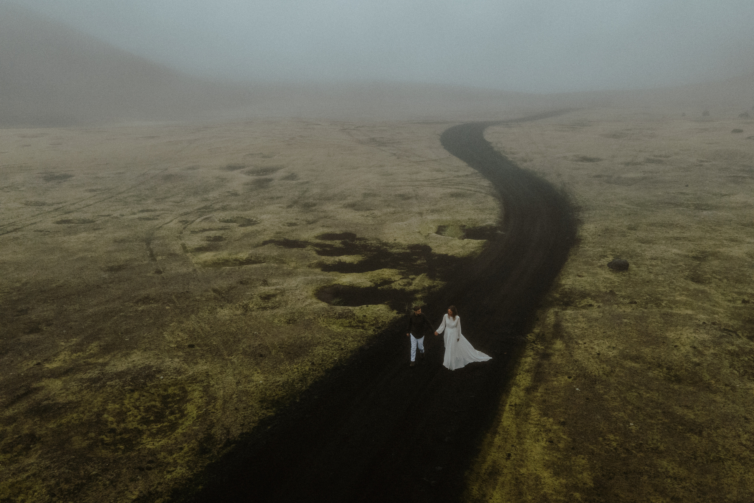 Толбачик. Свадебное фото и видео на Камчатке. Туристические маршруты