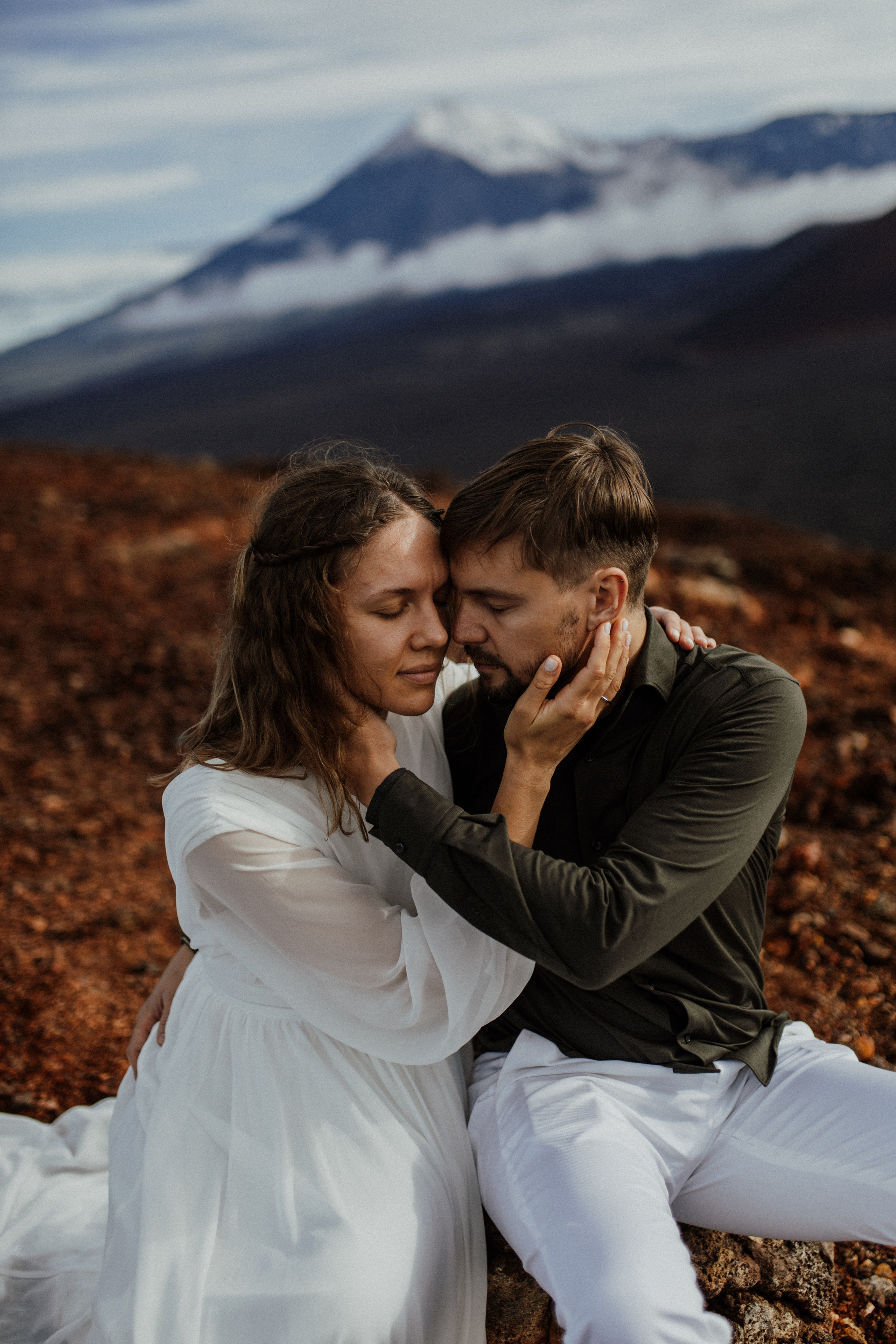 Толбачик. Свадебное фото и видео на Камчатке. Туристические маршруты