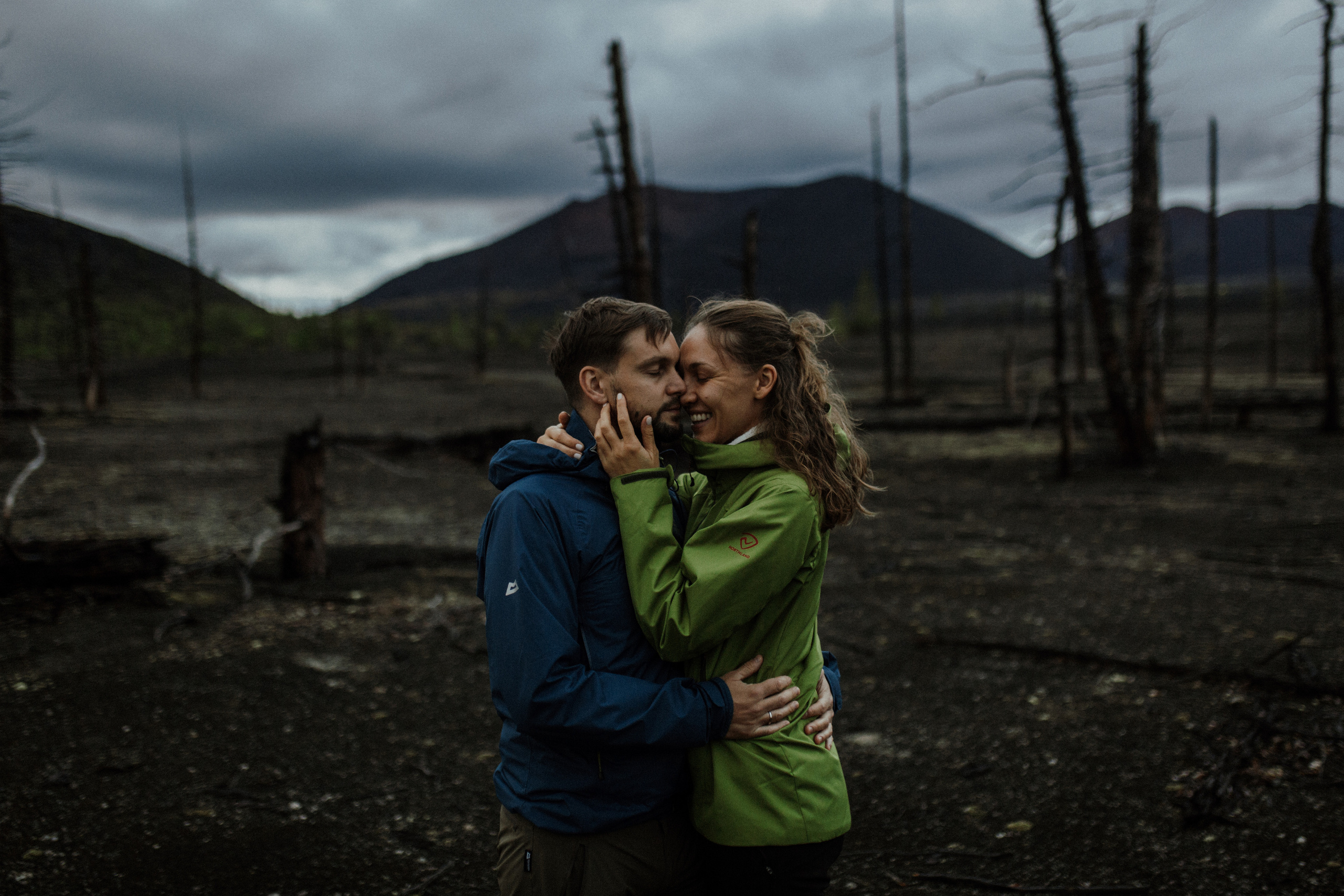 Толбачик. Свадебное фото и видео на Камчатке. Туристические маршруты
