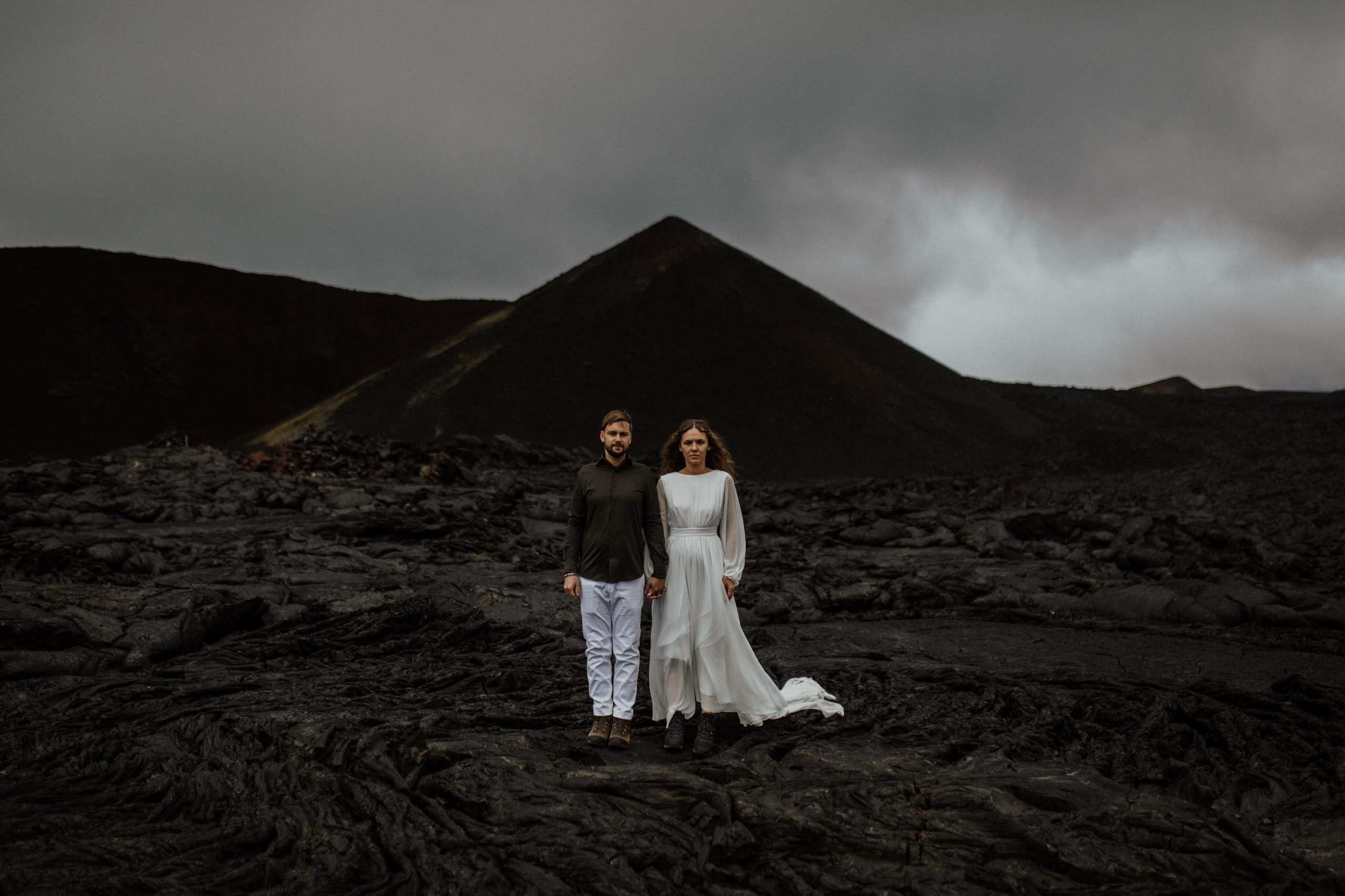 Толбачик. Свадебное фото и видео на Камчатке. Туристические маршруты