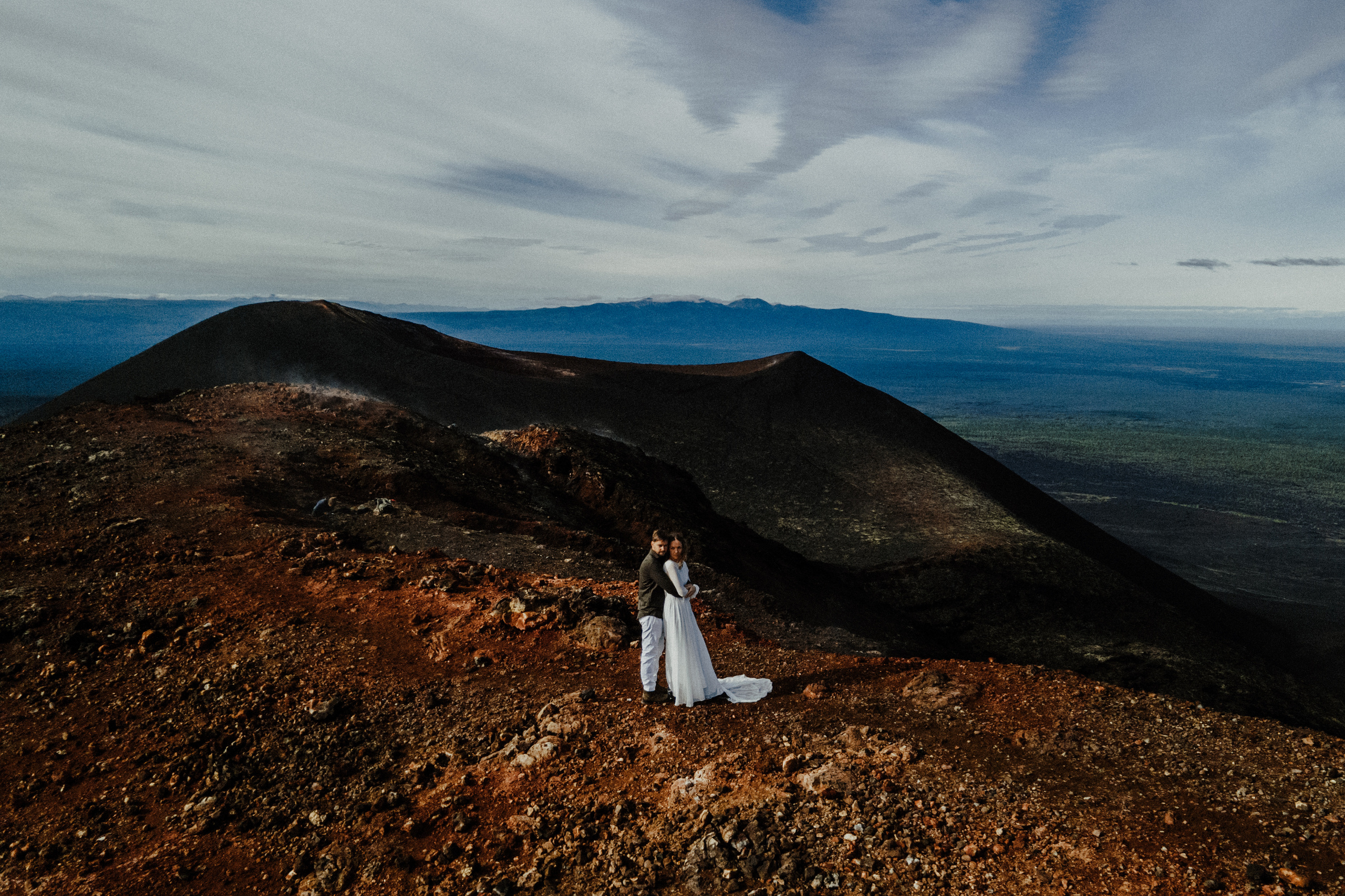 Толбачик. Свадебное фото и видео на Камчатке. Туристические маршруты