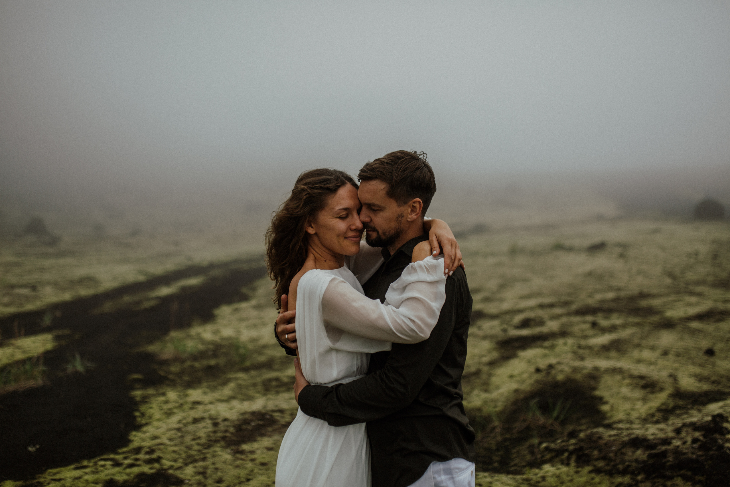 Толбачик. Свадебное фото и видео на Камчатке. Туристические маршруты