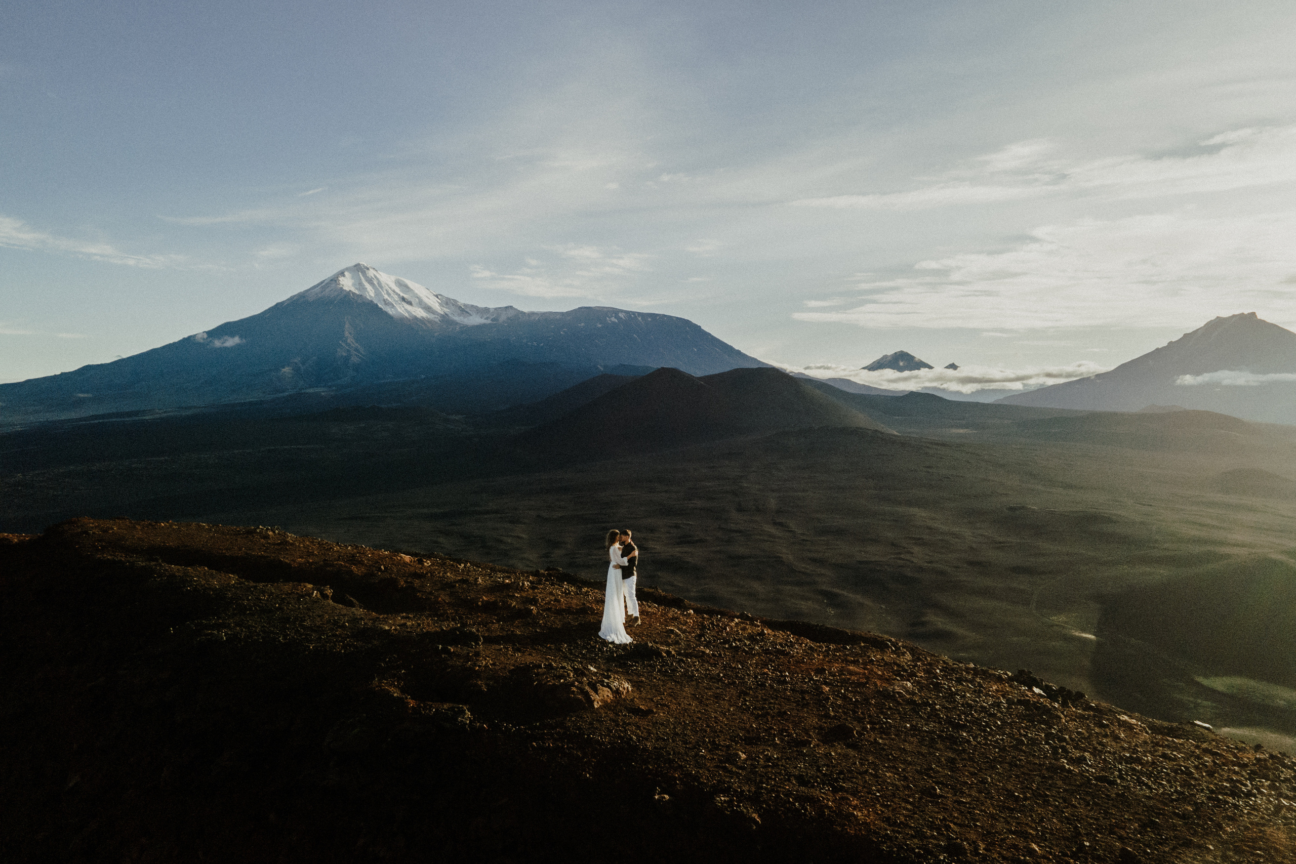 Толбачик. Свадебное фото и видео на Камчатке. Туристические маршруты