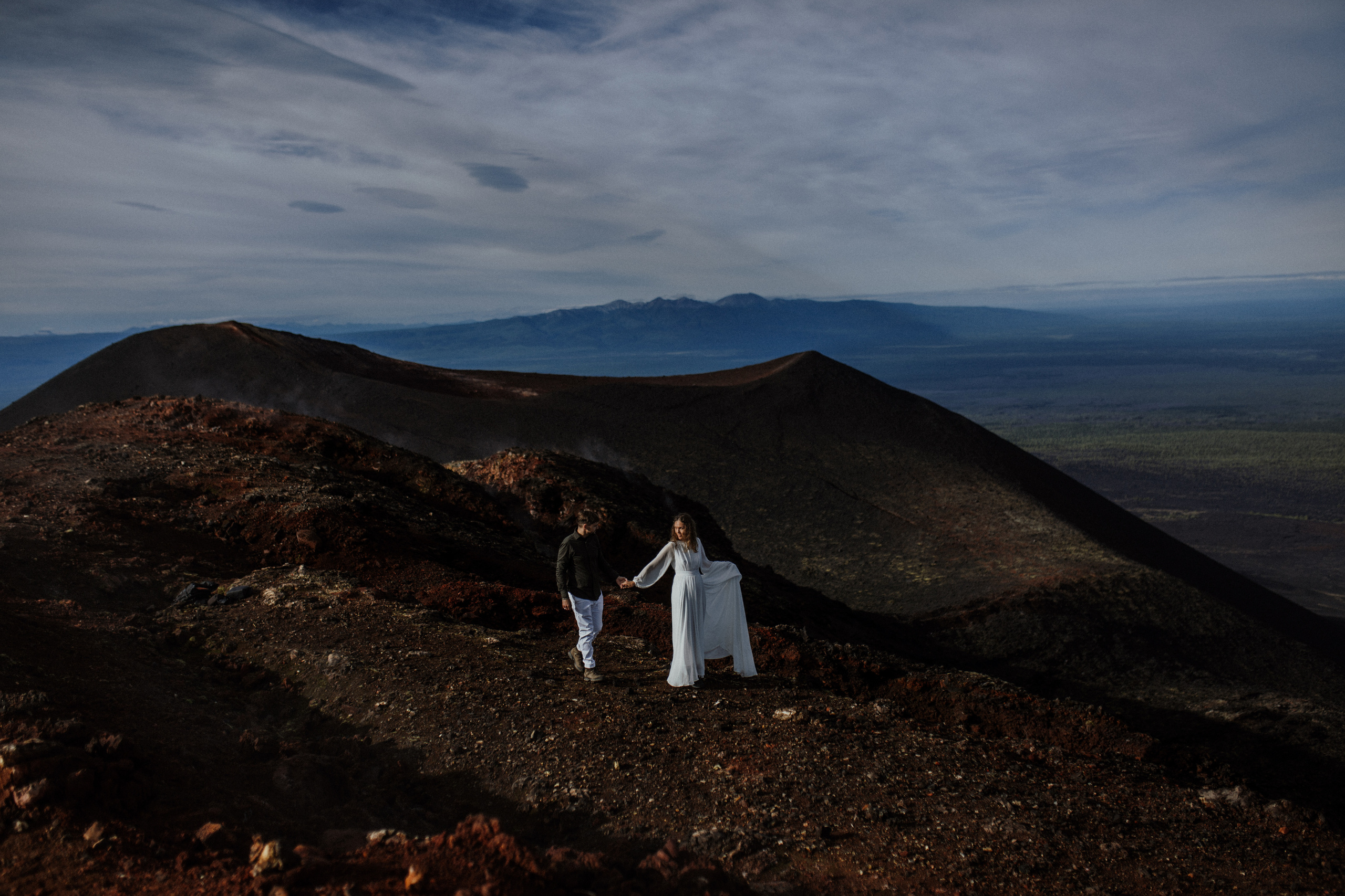 Толбачик. Свадебное фото и видео на Камчатке. Туристические маршруты