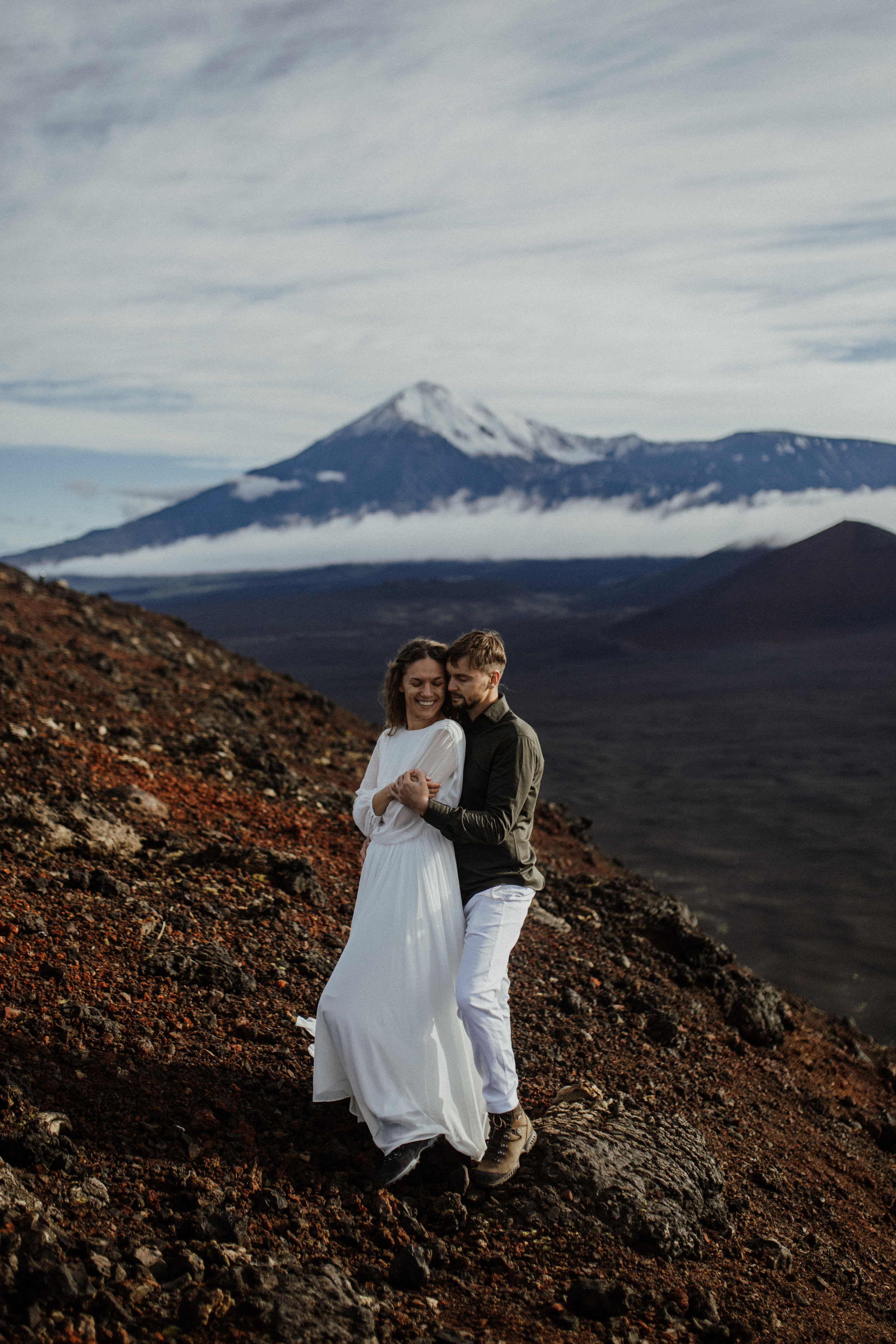 Толбачик. Свадебное фото и видео на Камчатке. Туристические маршруты