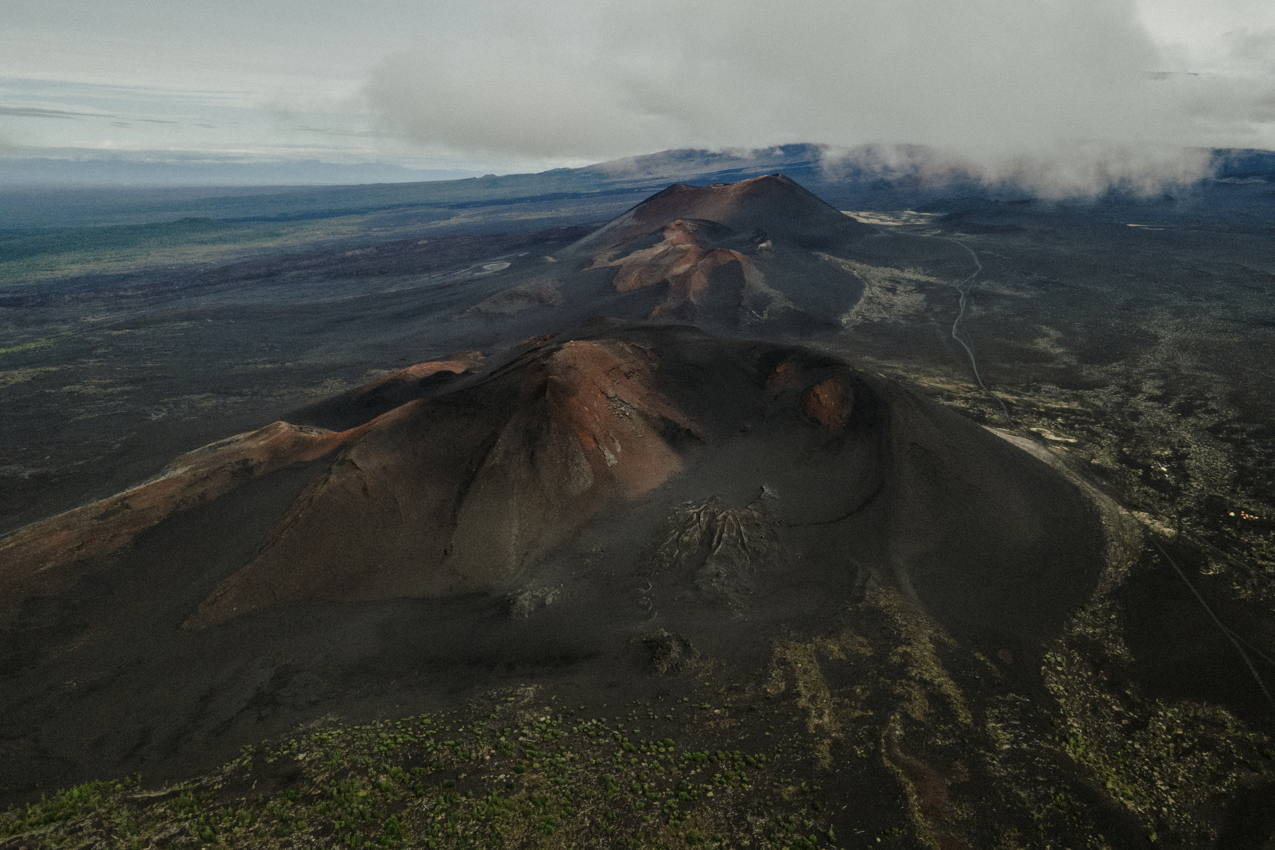 Толбачик. Свадебное фото и видео на Камчатке. Туристические маршруты