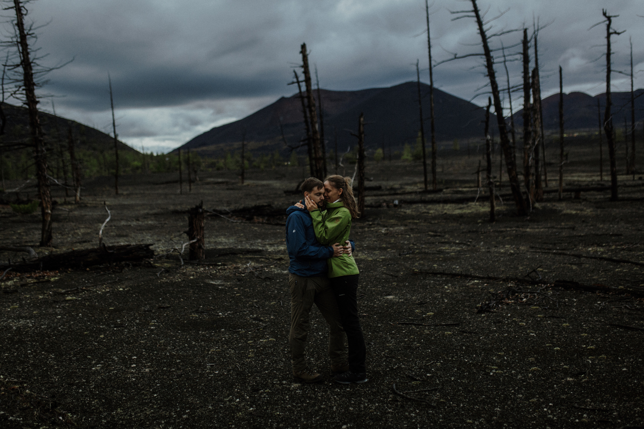Толбачик. Свадебное фото и видео на Камчатке. Туристические маршруты