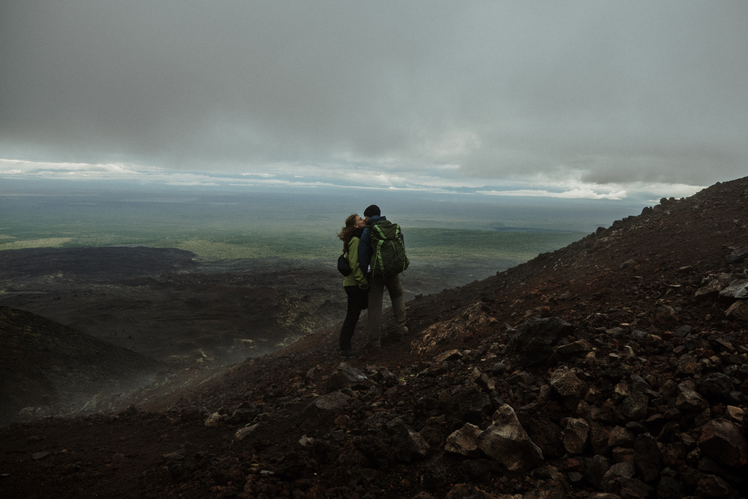 Толбачик. Свадебное фото и видео на Камчатке. Туристические маршруты