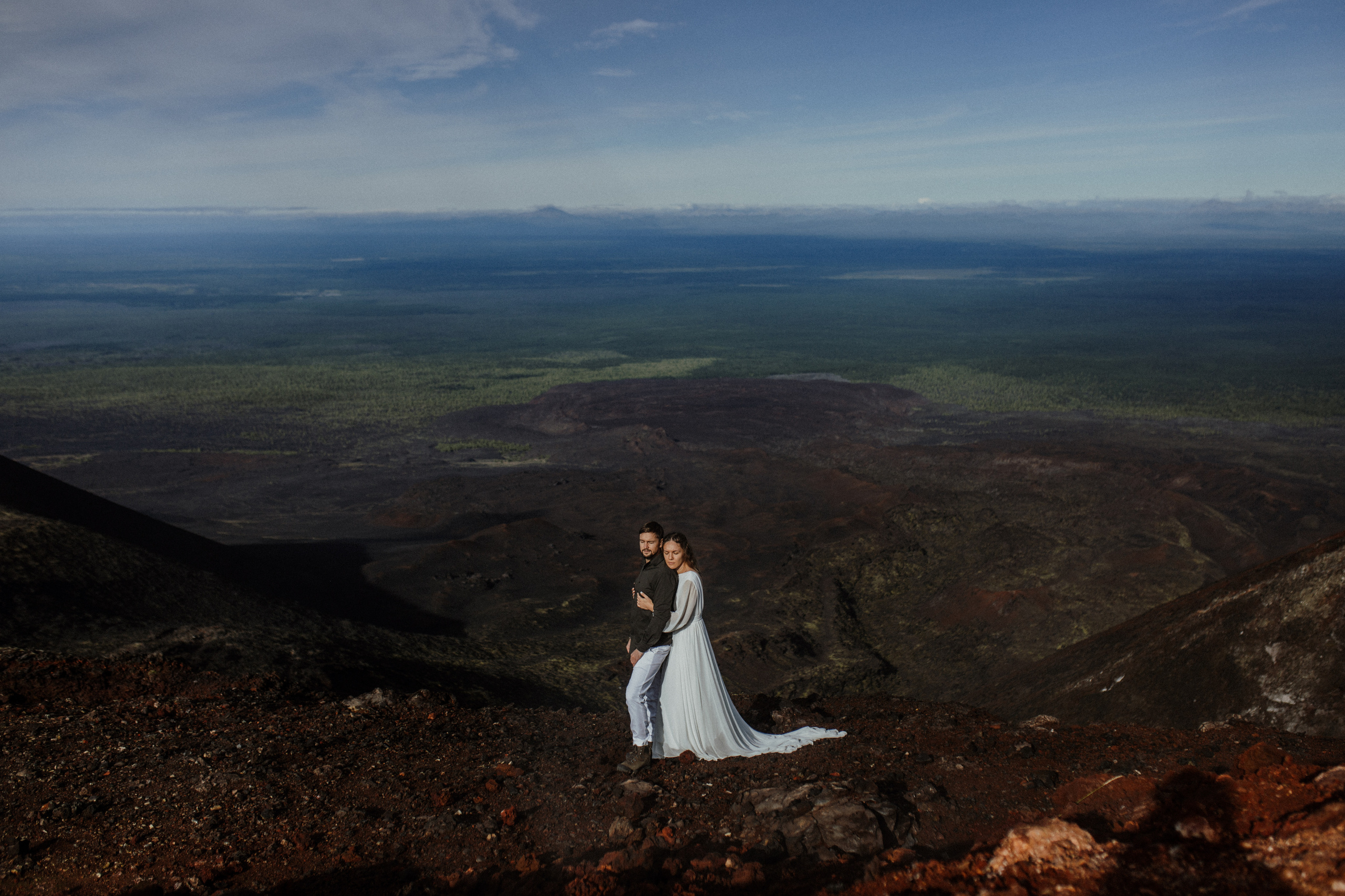 Толбачик. Свадебное фото и видео на Камчатке. Туристические маршруты