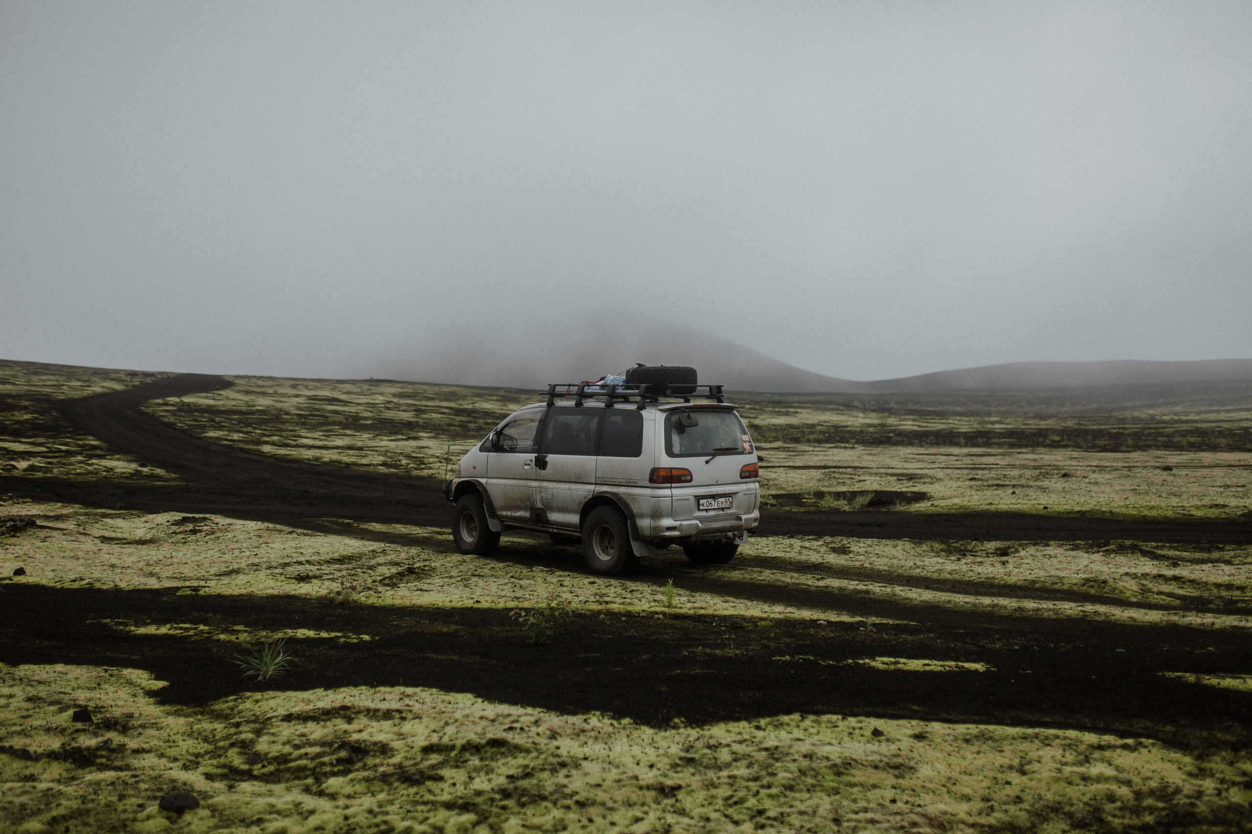 Толбачик. Свадебное фото и видео на Камчатке. Туристические маршруты