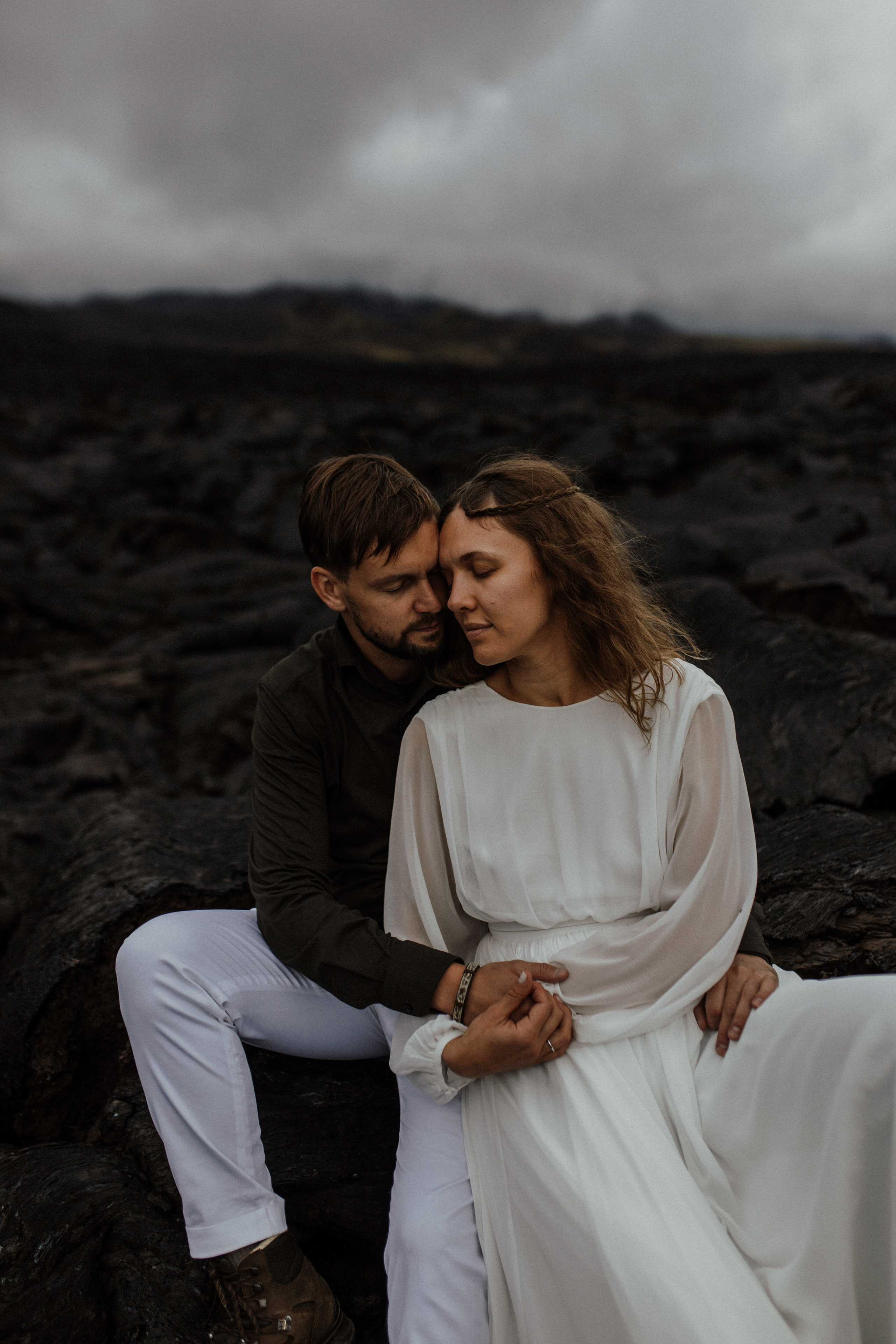 Толбачик. Свадебное фото и видео на Камчатке. Туристические маршруты