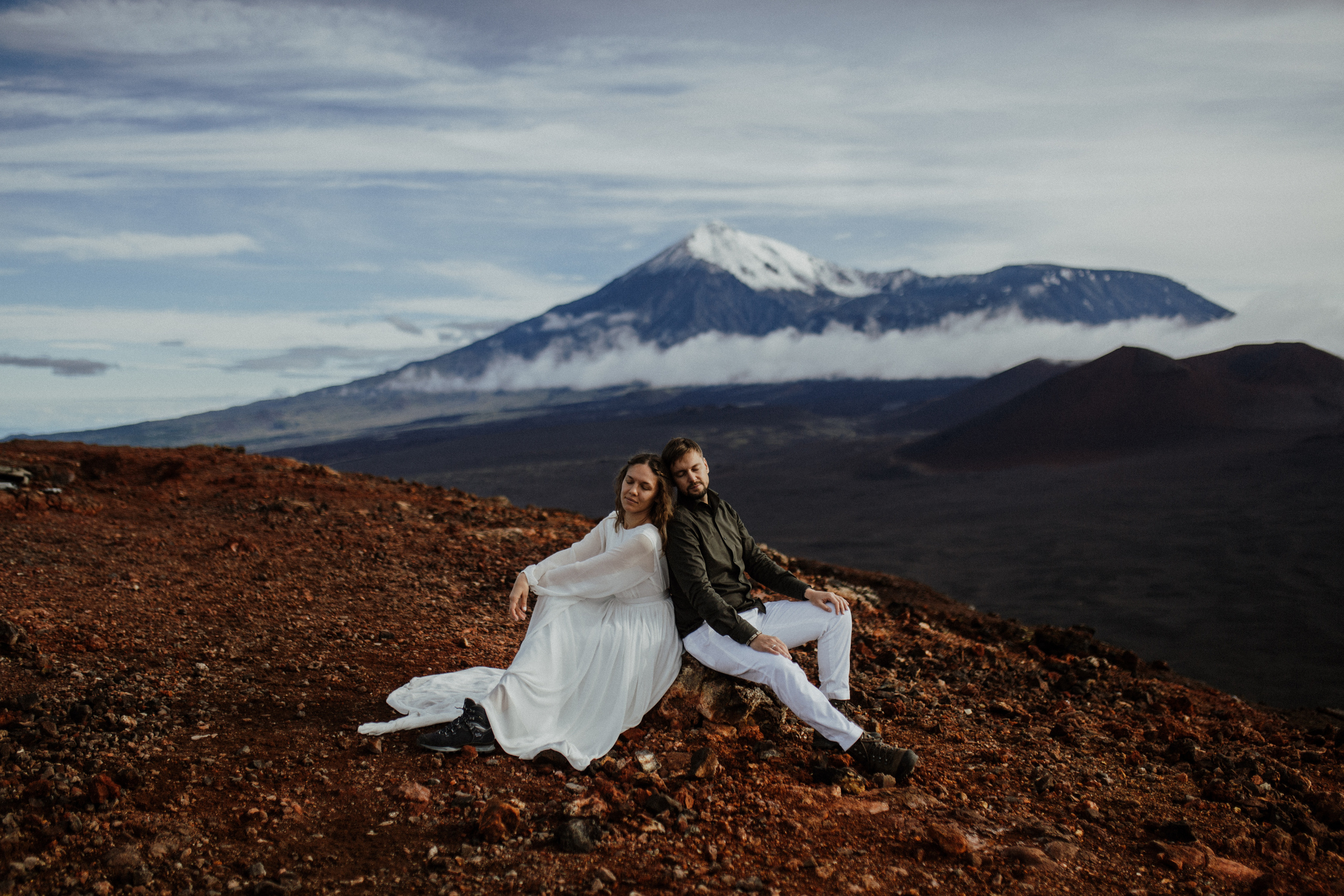 Толбачик. Свадебное фото и видео на Камчатке. Туристические маршруты