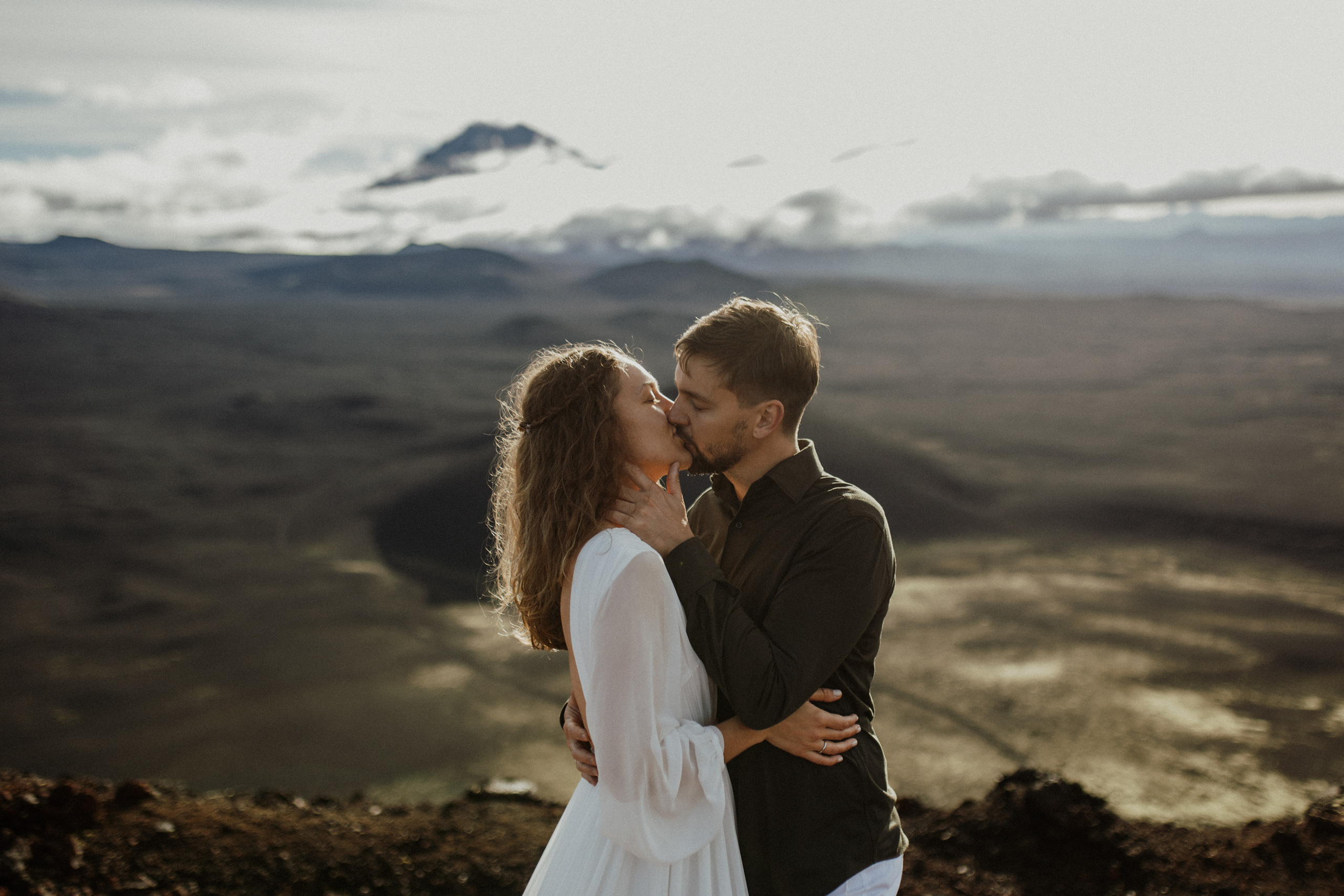 Толбачик. Свадебное фото и видео на Камчатке. Туристические маршруты