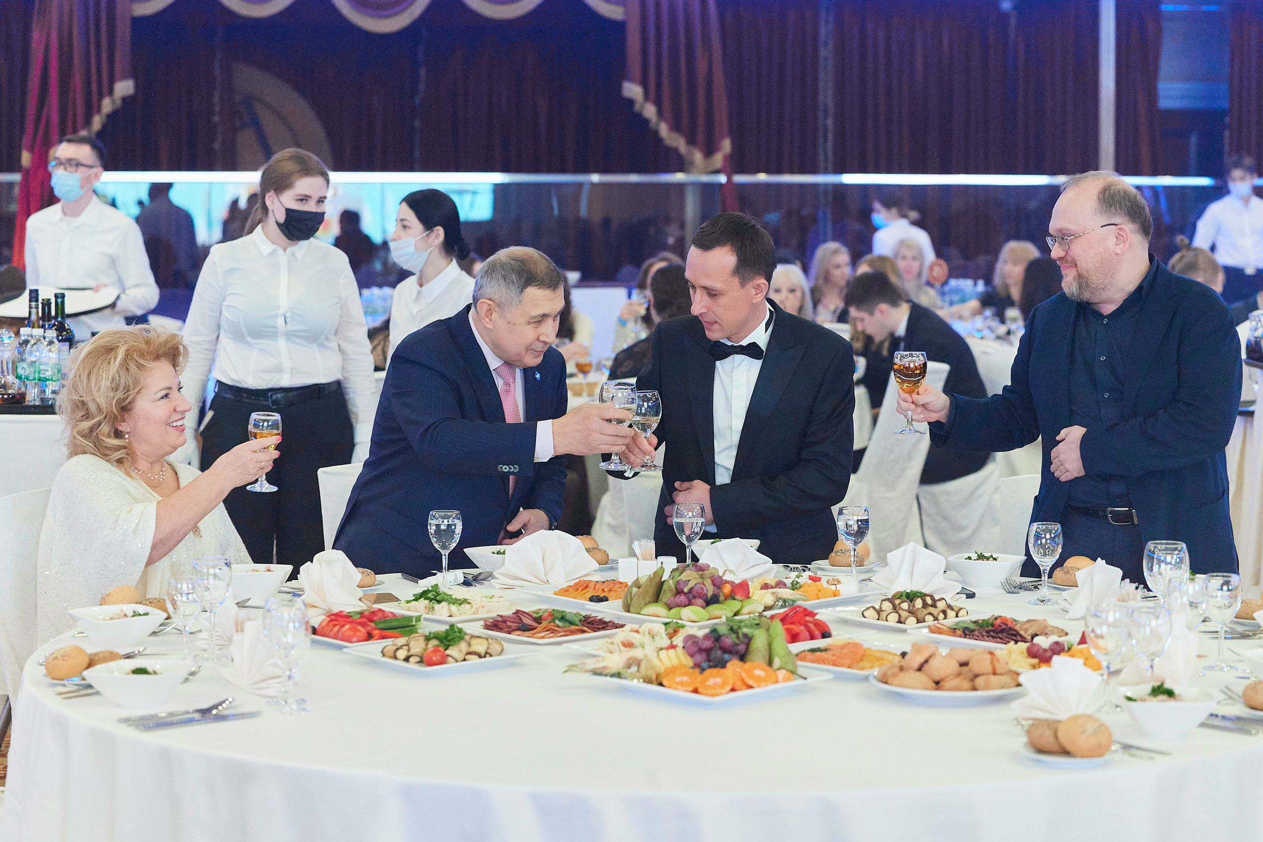 КОРПОРАТИВЫ, БАНКЕТЫ. Главная