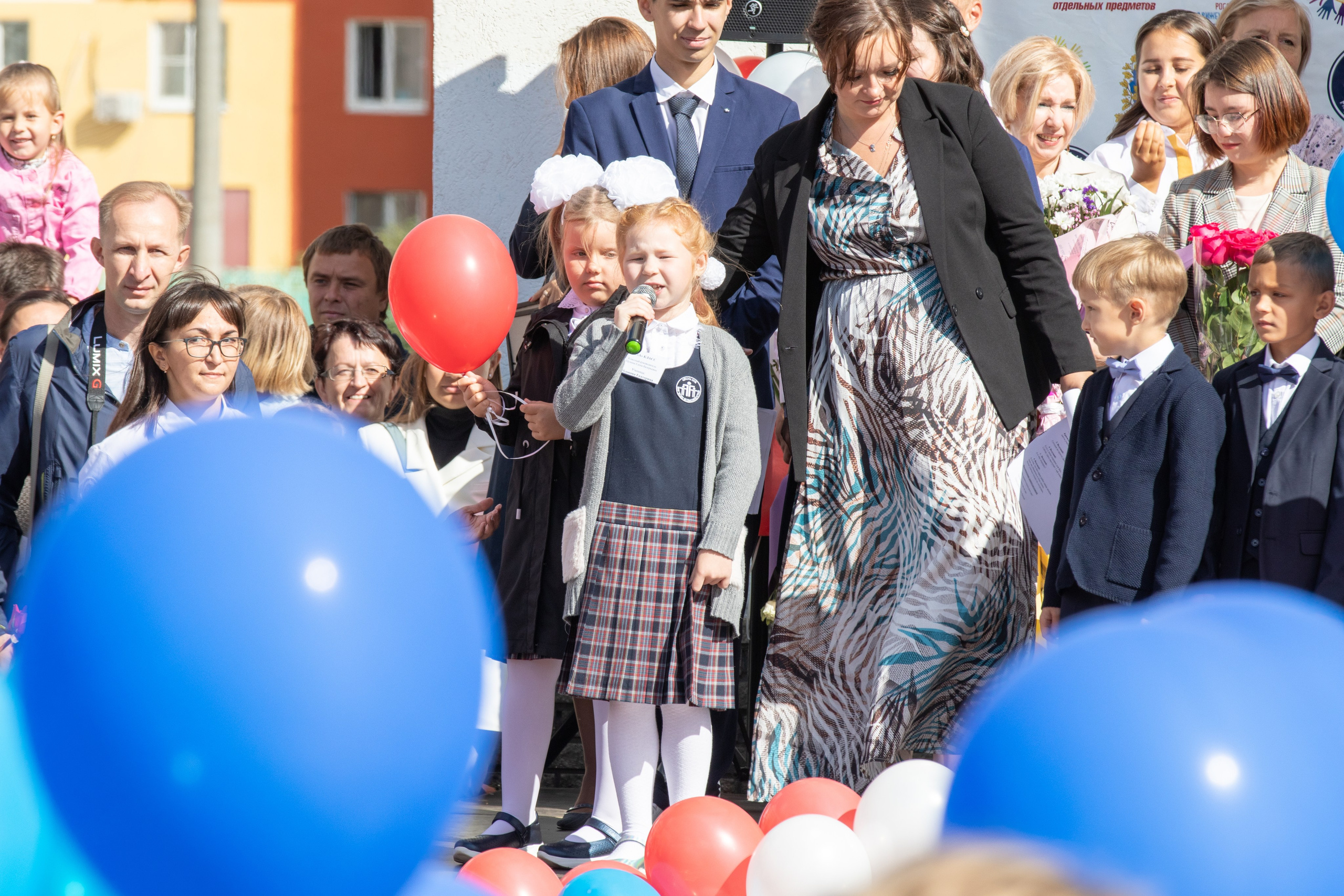 Репортаж 1 сентября. Фото, видео, авторские выпускные альбомы в Нижнем Новгороде