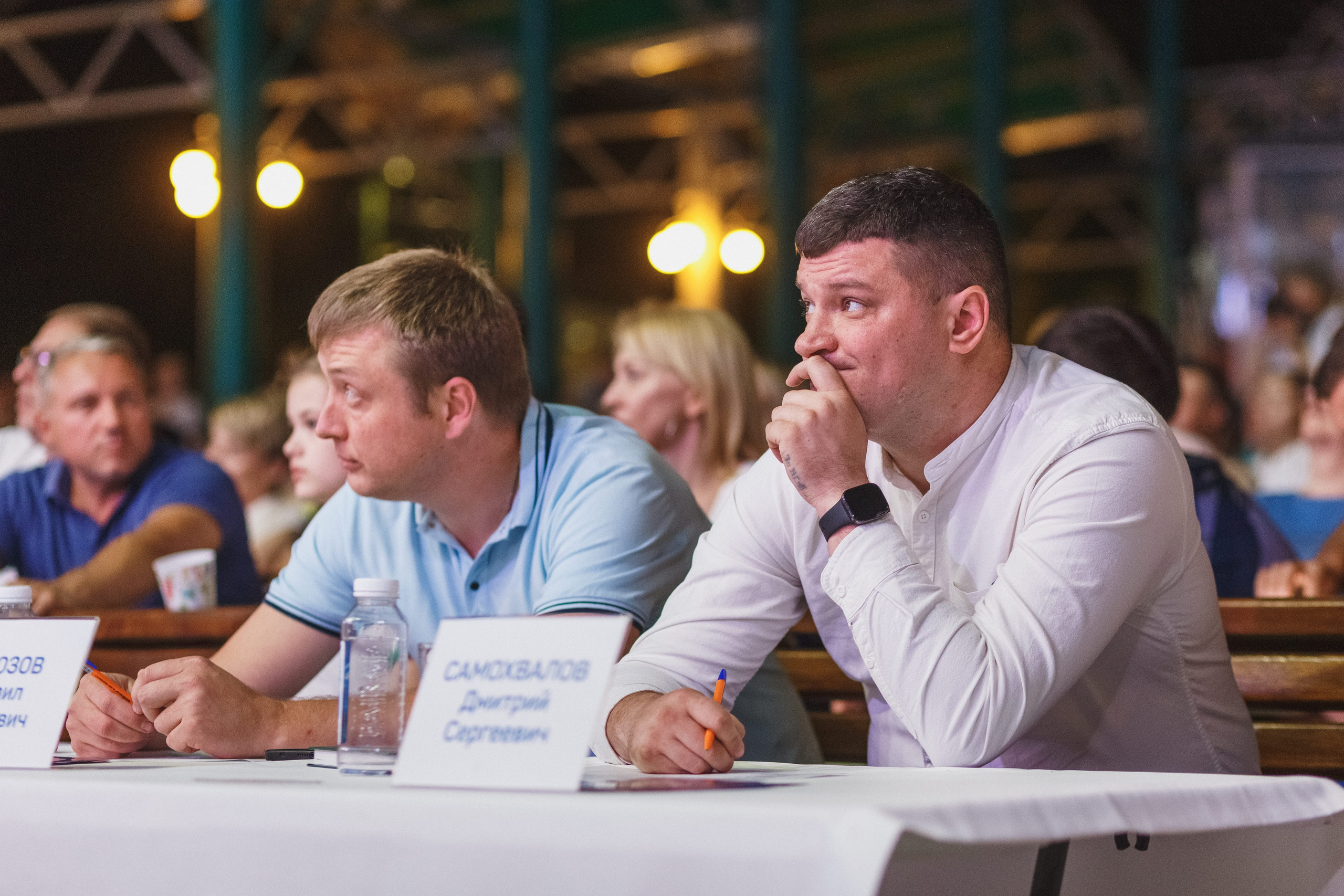 Шутки с уголка: Весёлый день с КВН в Парке Горького Таганрога. Свадебный и семейный фотограф в Таганроге Бакарюк Антон