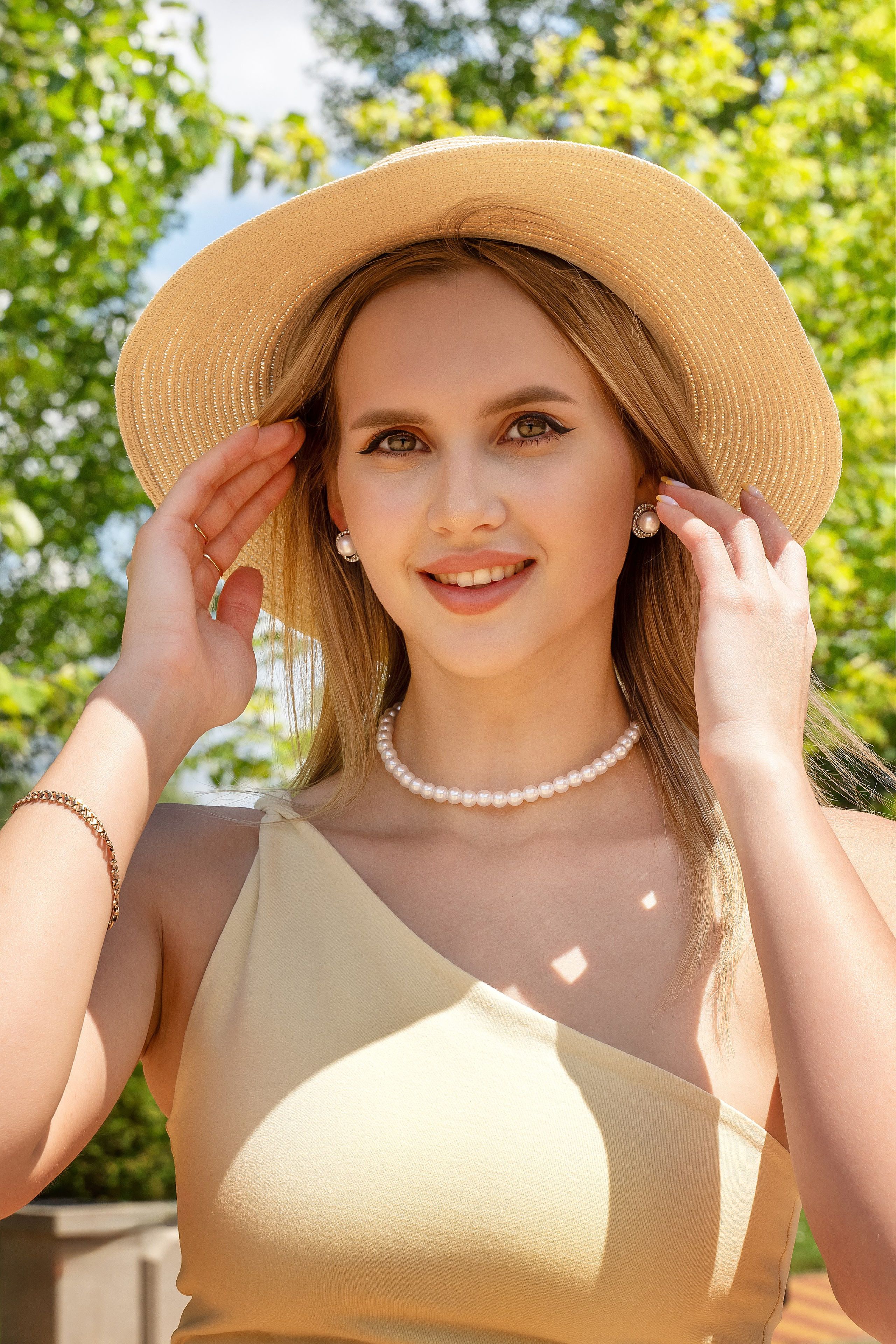 Не студийные. Главная