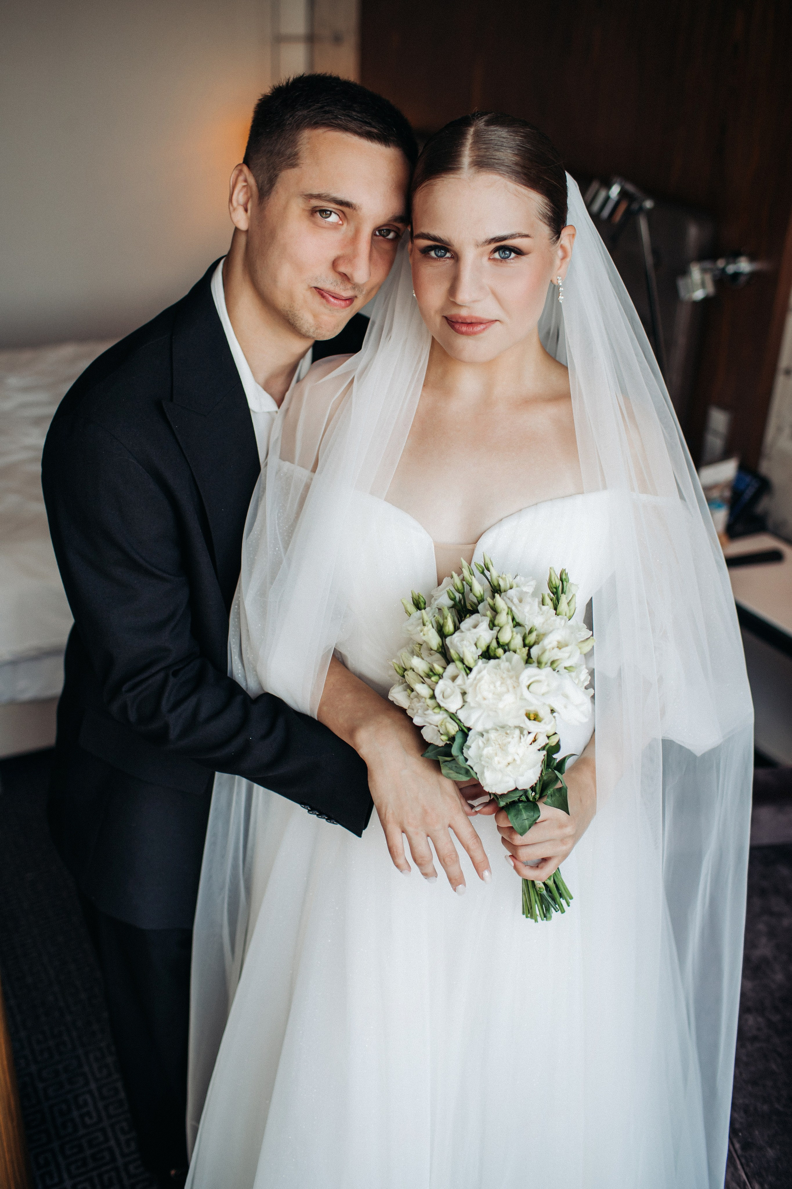 Vlad & Nadya (Saint-Petersburg, Russia). Destination wedding photographer Peter Letu