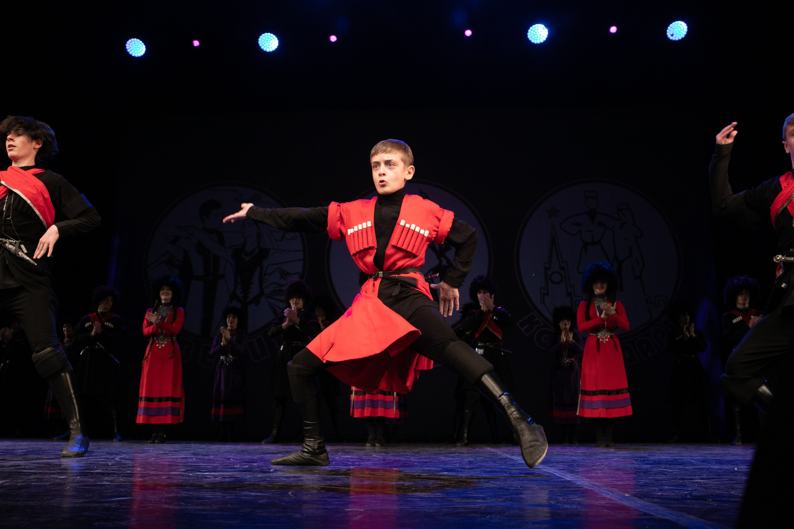 Концерт, грузинские танцы. Art photographer Nino