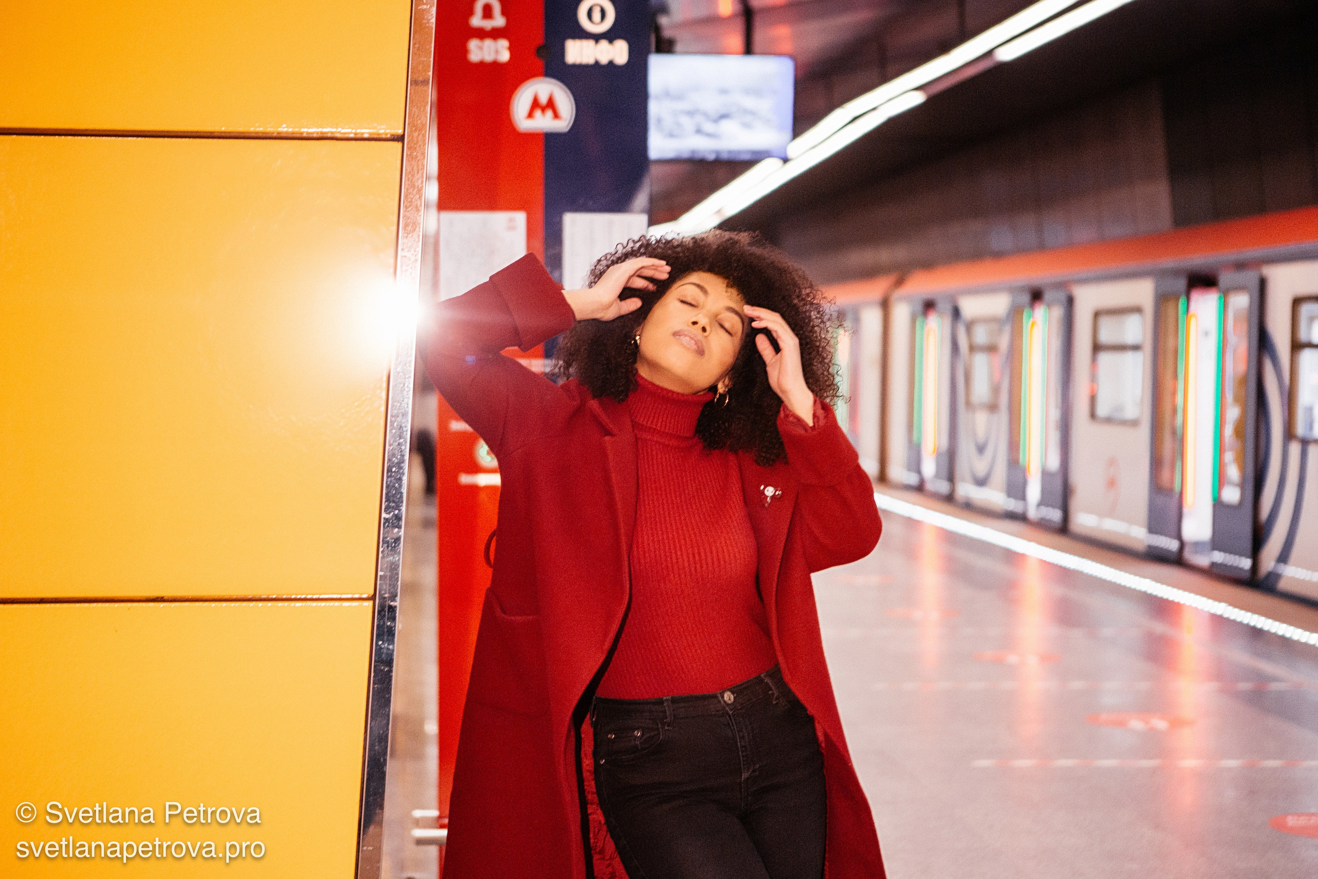 Индивидуальная съёмка в метро. Зима 2021. Фотограф Светлана Петрова