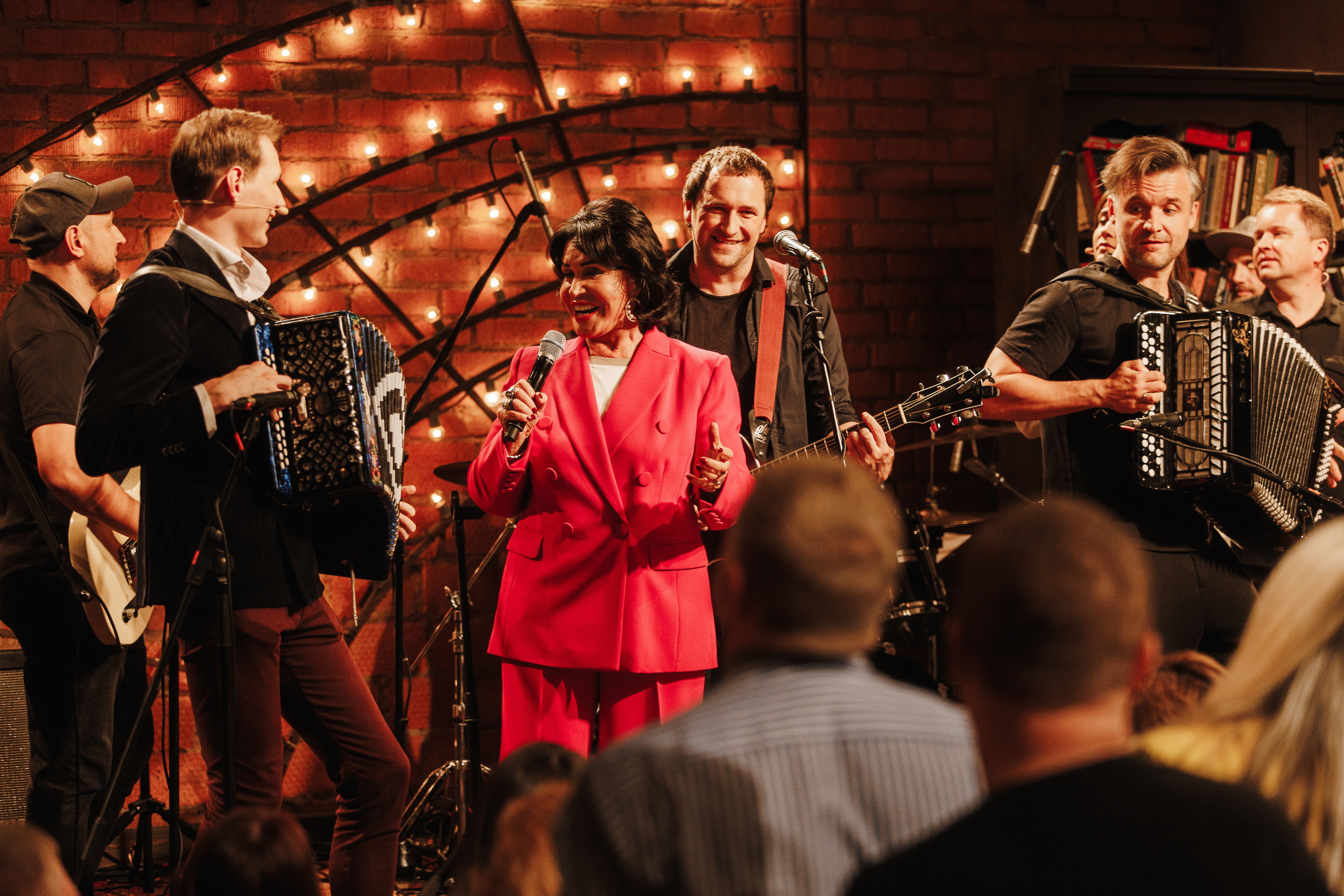 Квартирник у Маргулиса (Надежда Бабкина и театр Русская Песня). Фотограф Ольга Махалова — Санкт-Петербург, Москва, Нижний Новгород