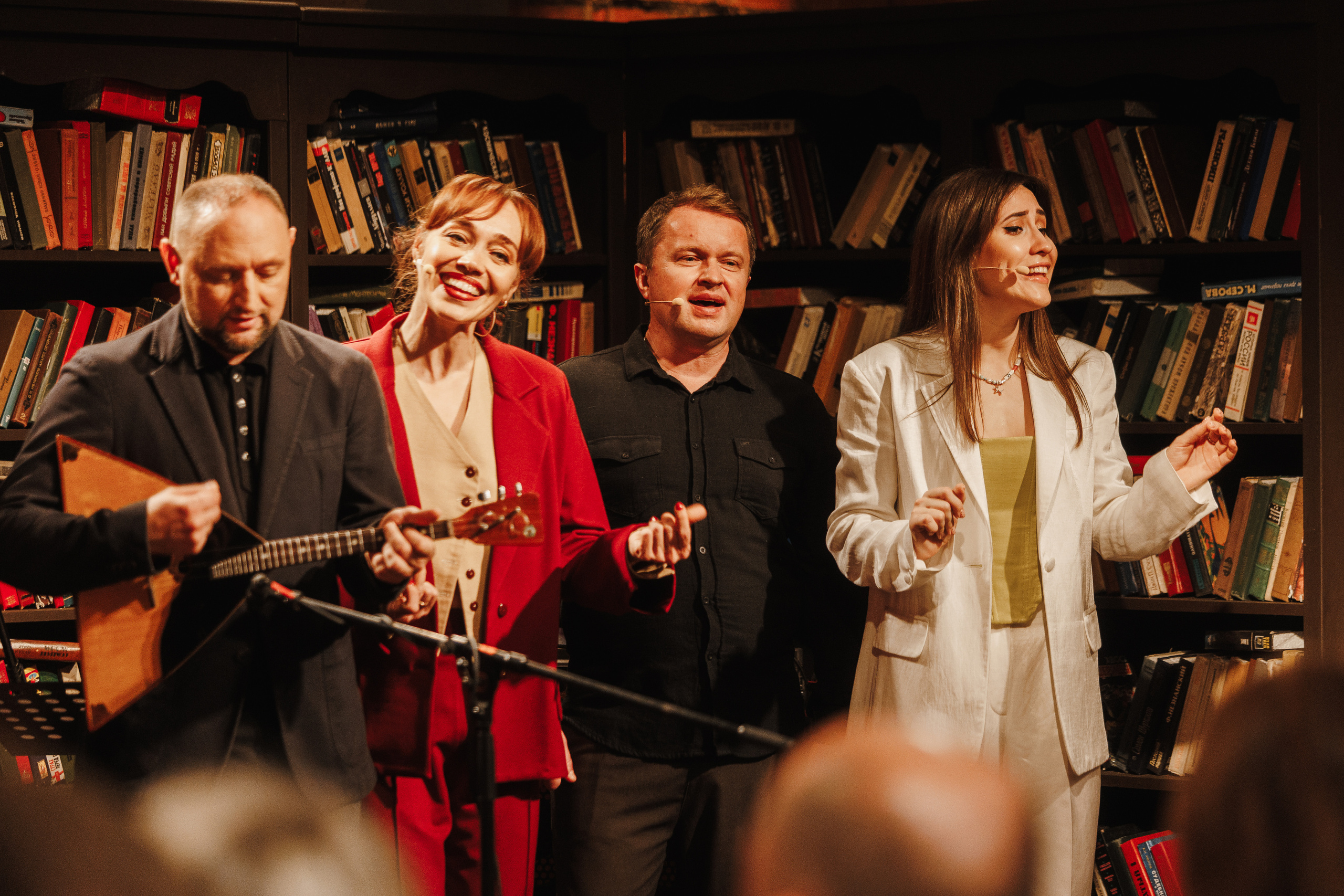 Квартирник у Маргулиса (Надежда Бабкина и театр Русская Песня). Фотограф Ольга Махалова — Санкт-Петербург, Москва, Нижний Новгород