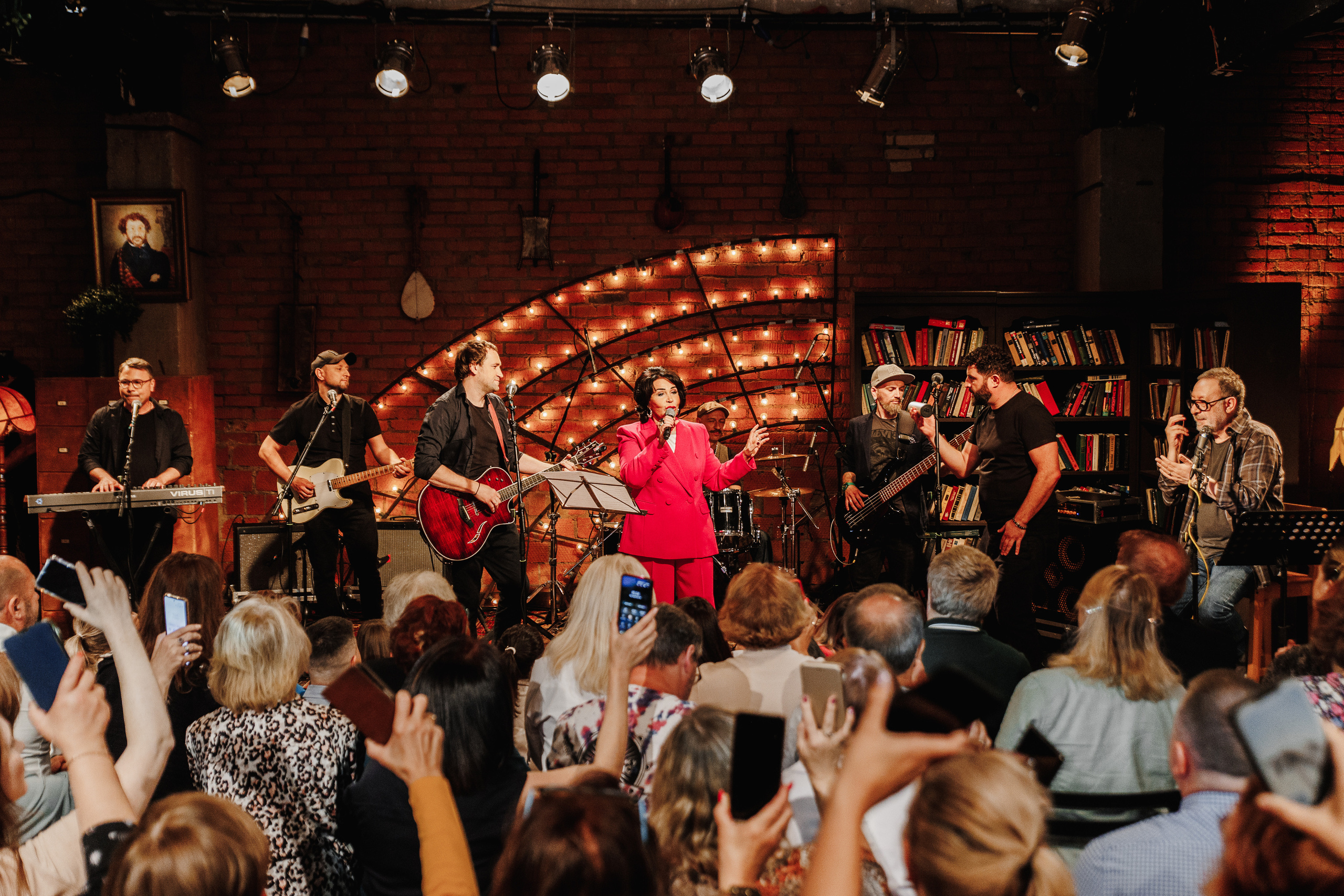 Квартирник у Маргулиса (Надежда Бабкина и театр Русская Песня). Фотограф Ольга Махалова — Санкт-Петербург, Москва, Нижний Новгород