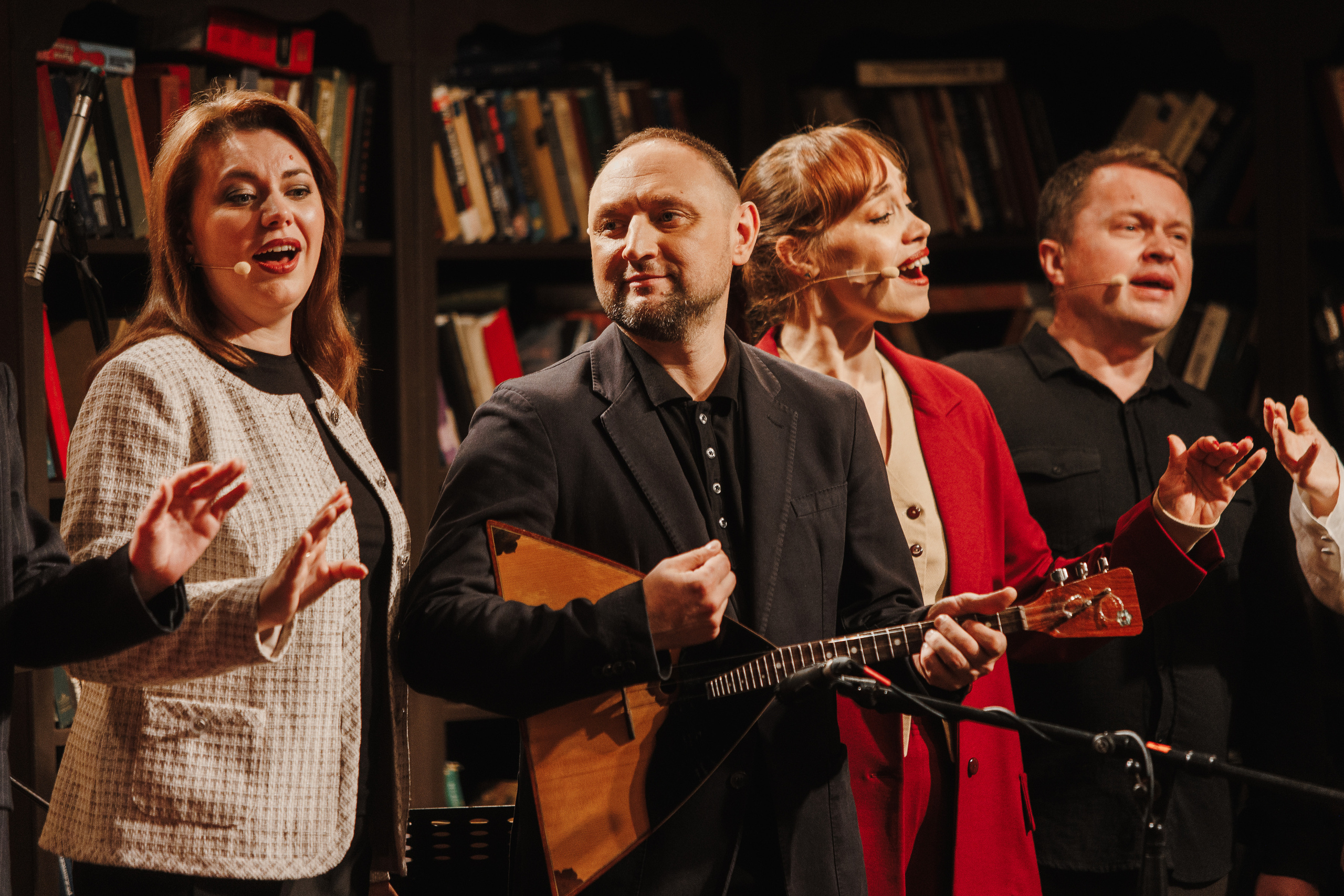 Квартирник у Маргулиса (Надежда Бабкина и театр Русская Песня). Фотограф Ольга Махалова — Санкт-Петербург, Москва, Нижний Новгород