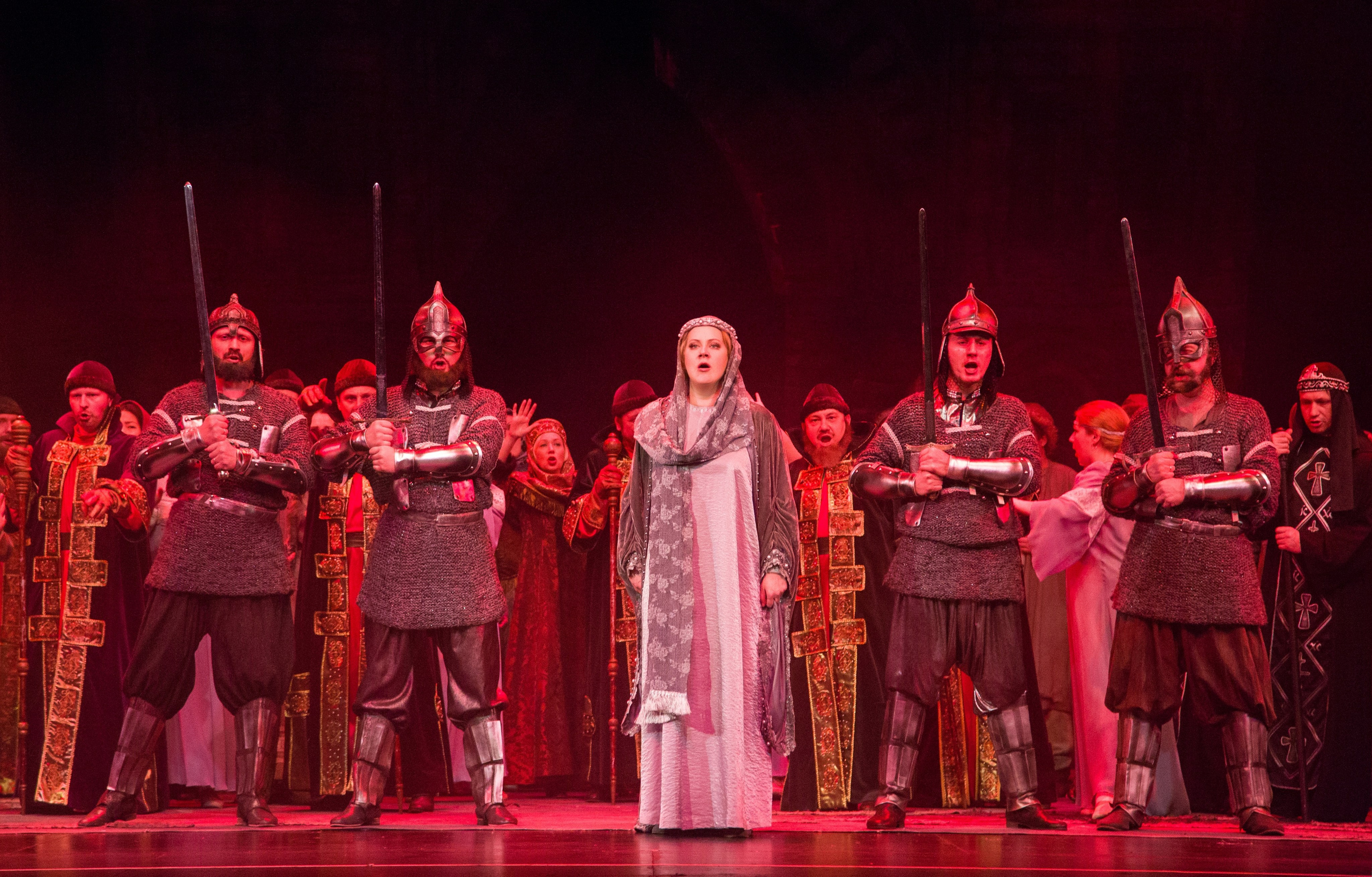«Князь Игорь» в Новой опере. Дарья Письменюк / Darya Leitstern — фотограф, музыкант, журналист, путешественник