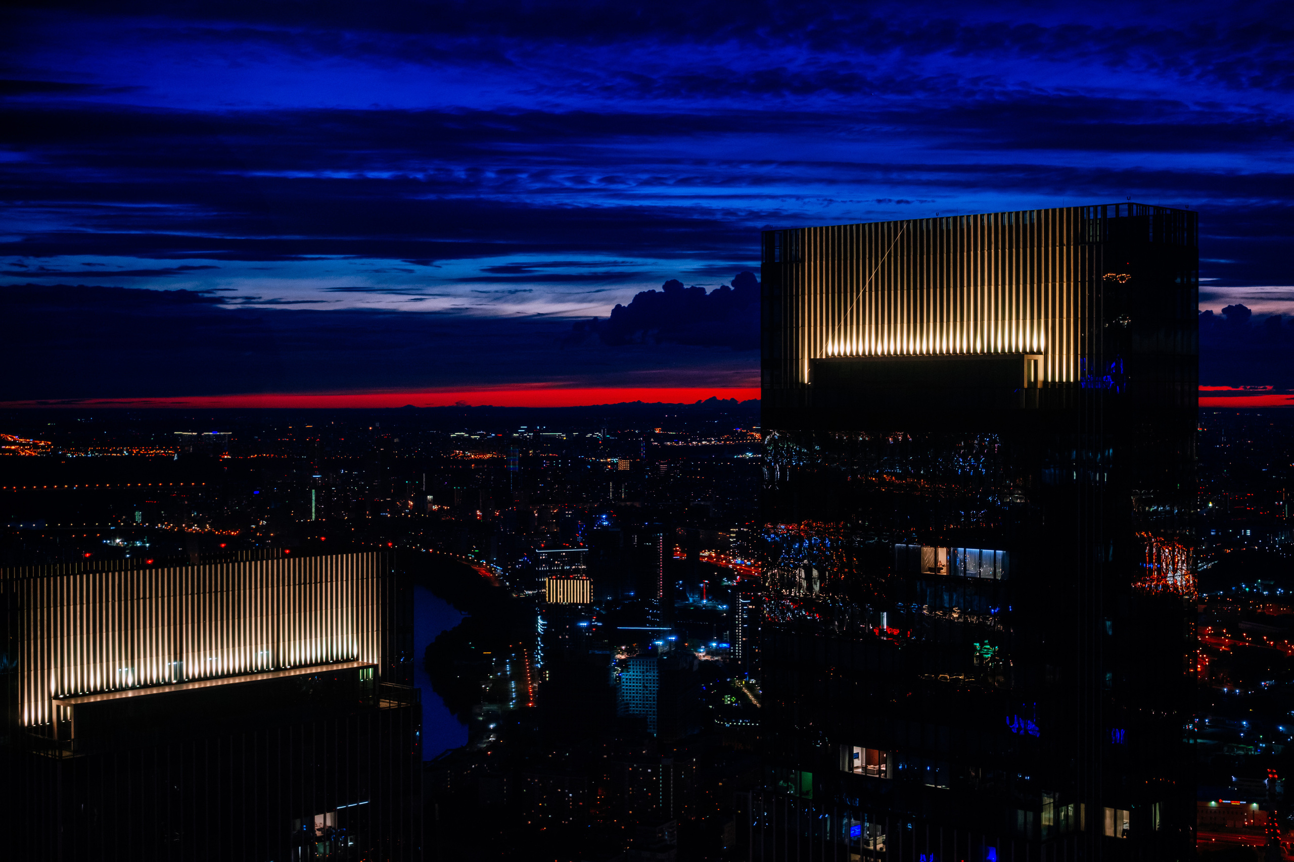 SOMEWHERE. Репортажный и клубный фотограф Москва