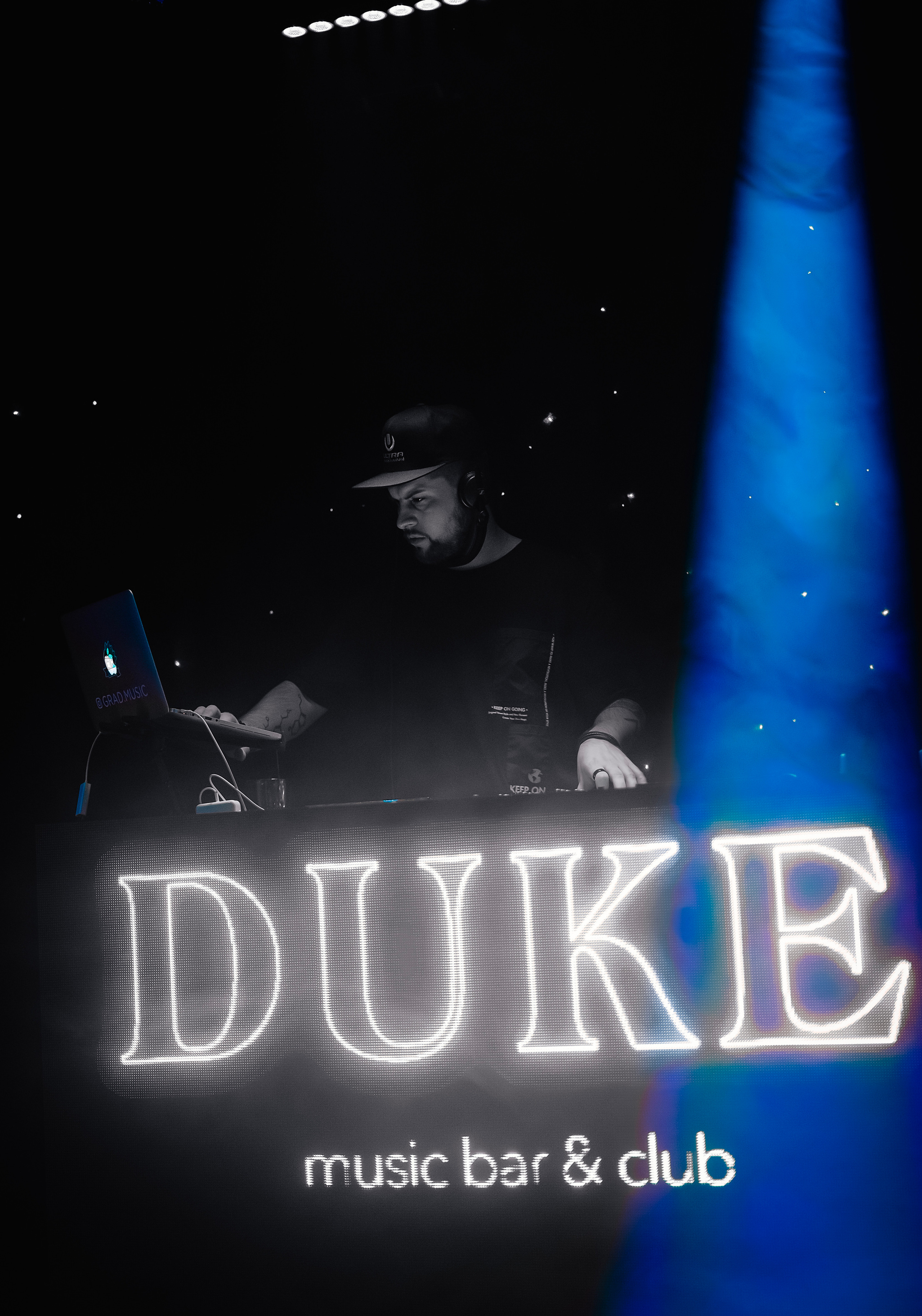 DUKE. Репортажный и клубный фотограф Москва