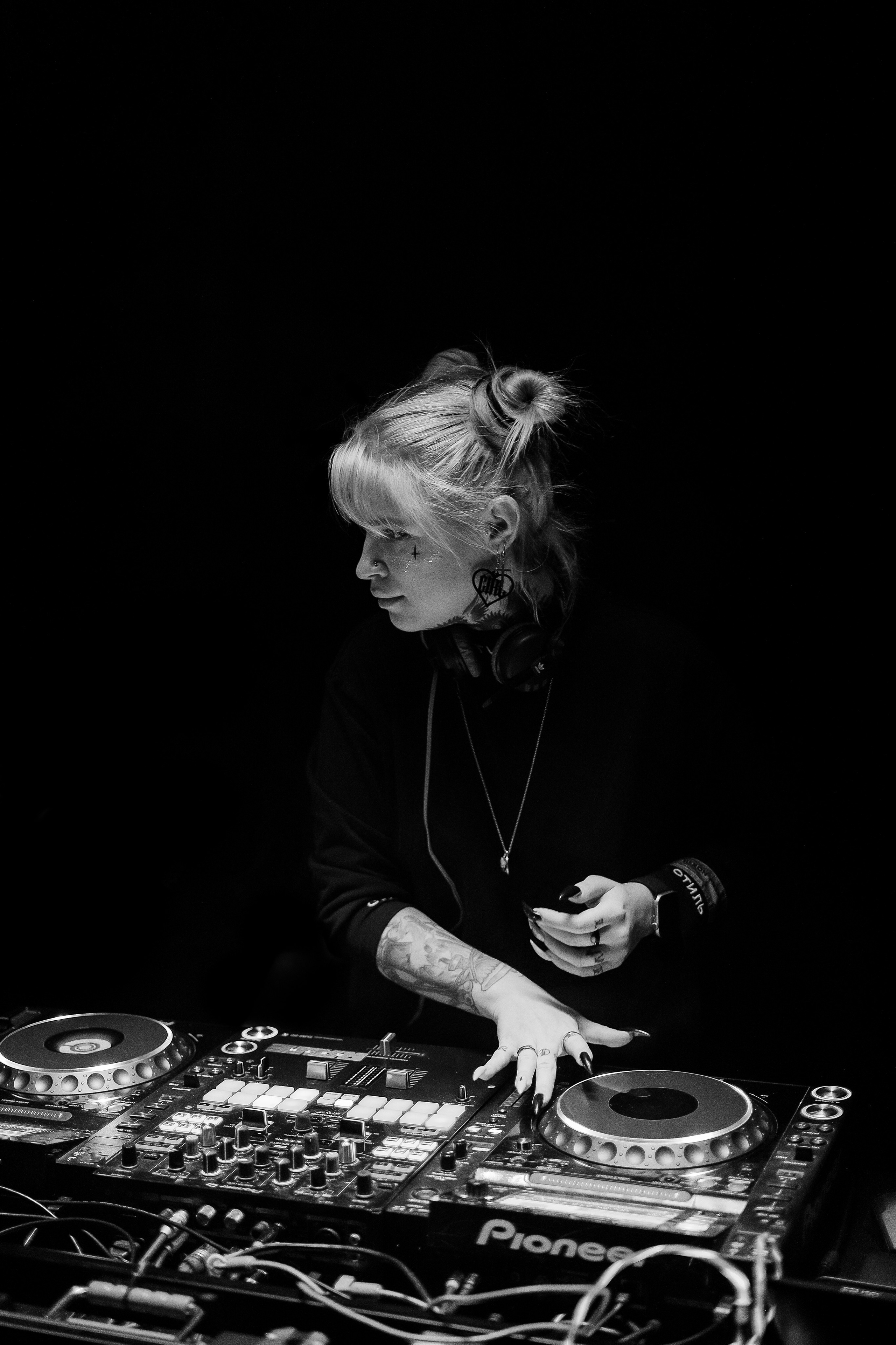 DUKE. Репортажный и клубный фотограф Москва