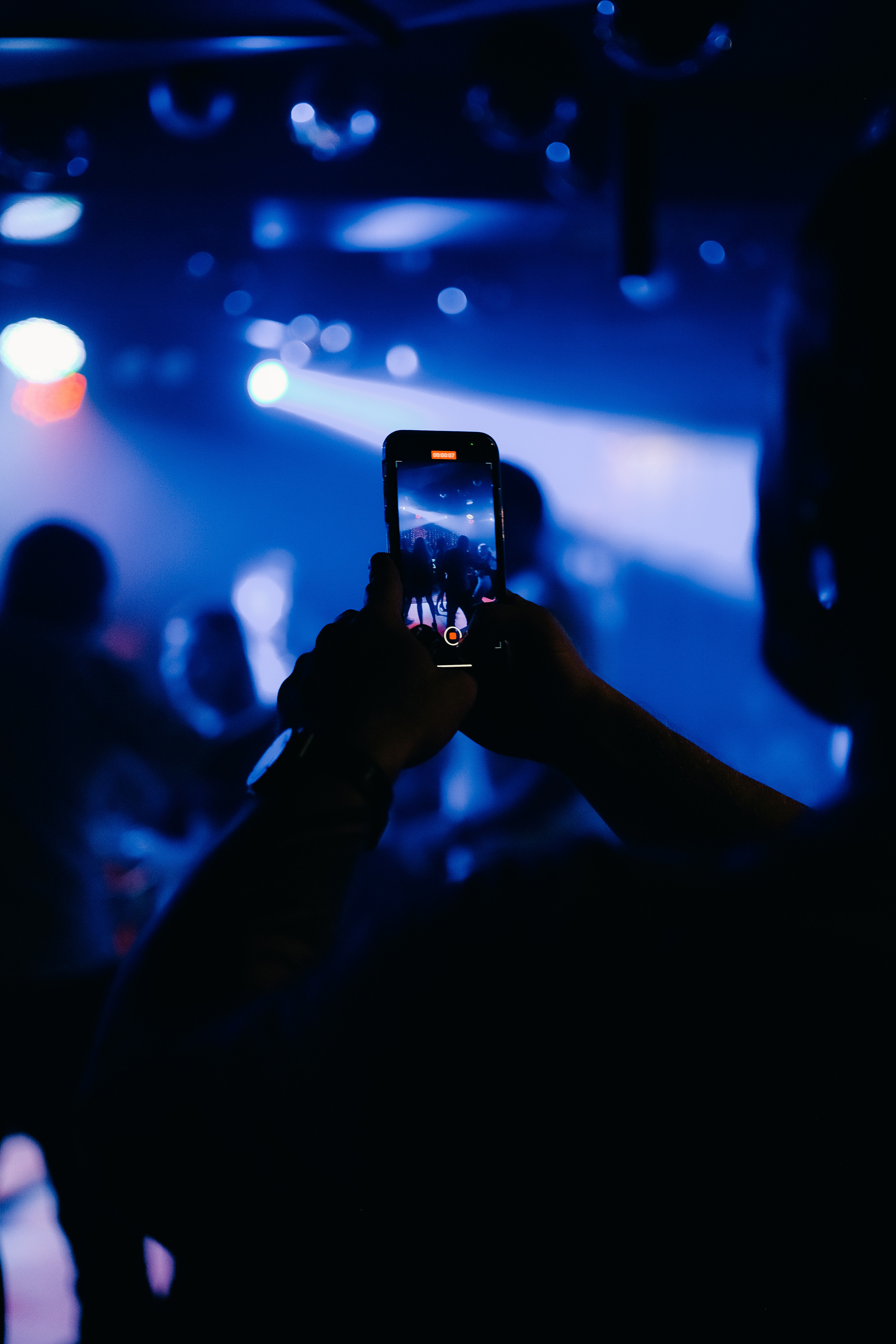 DUKE. Репортажный и клубный фотограф Москва