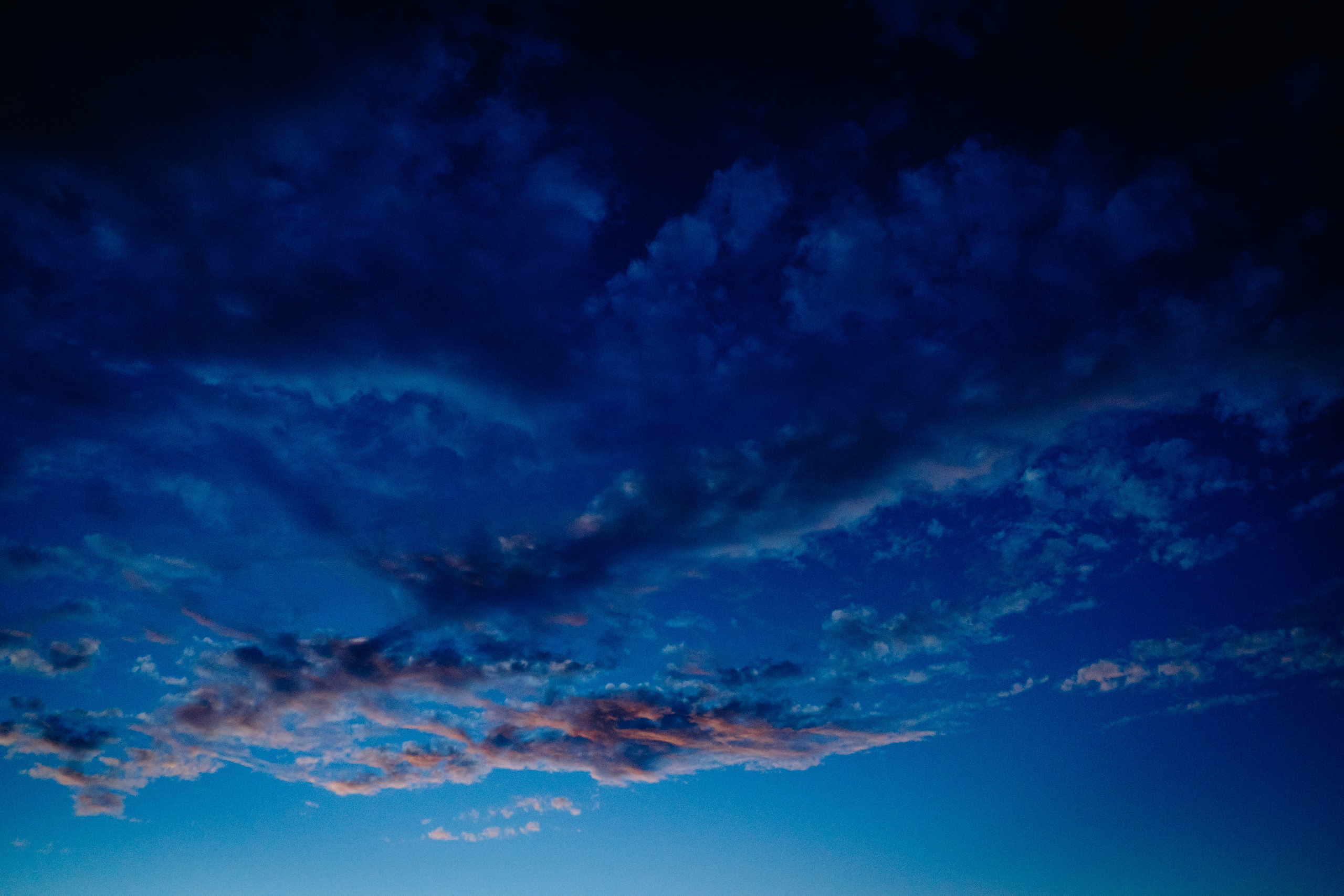 SOMEWHERE. Репортажный и клубный фотограф Москва