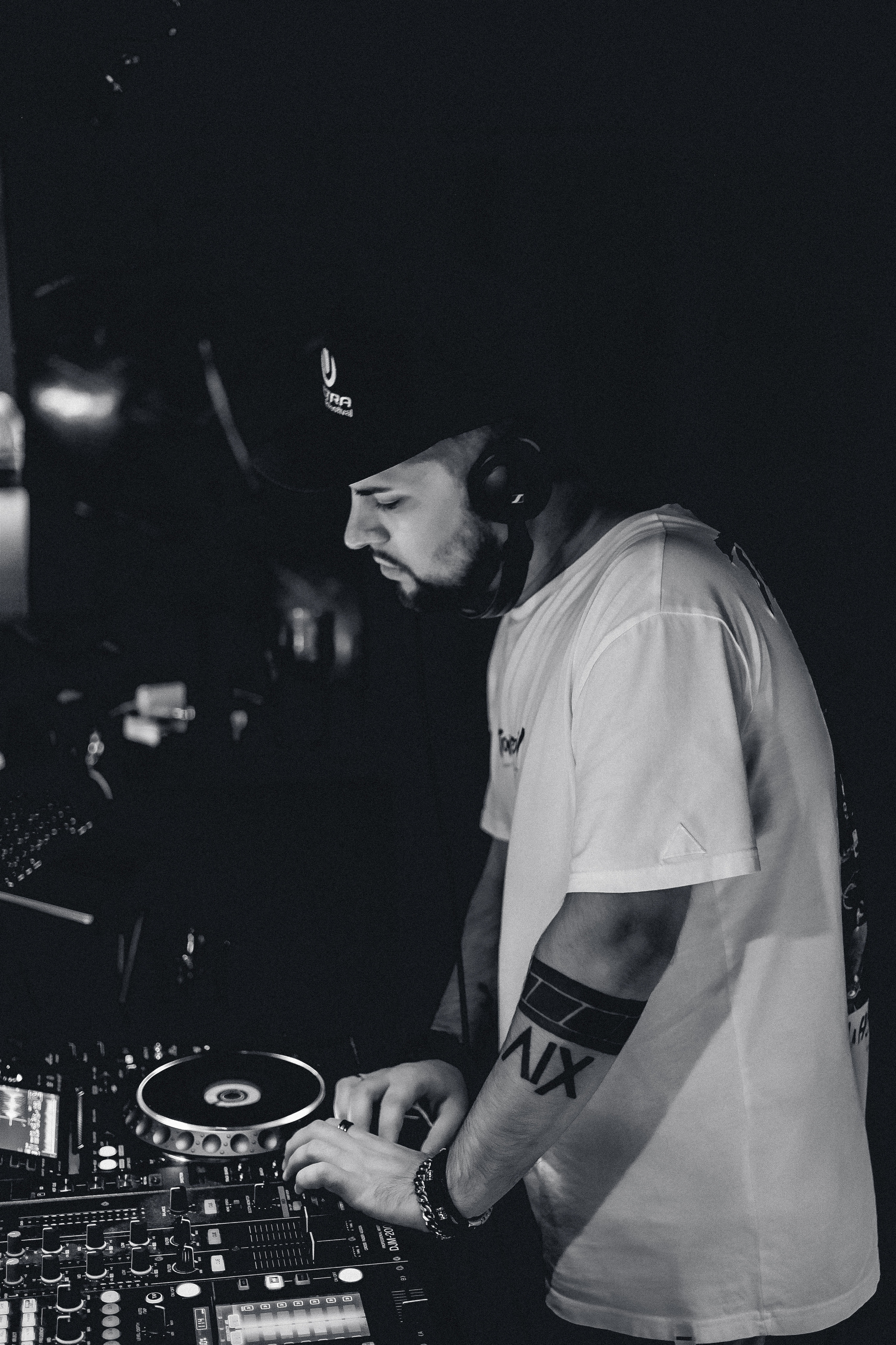 DUKE. Репортажный и клубный фотограф Москва