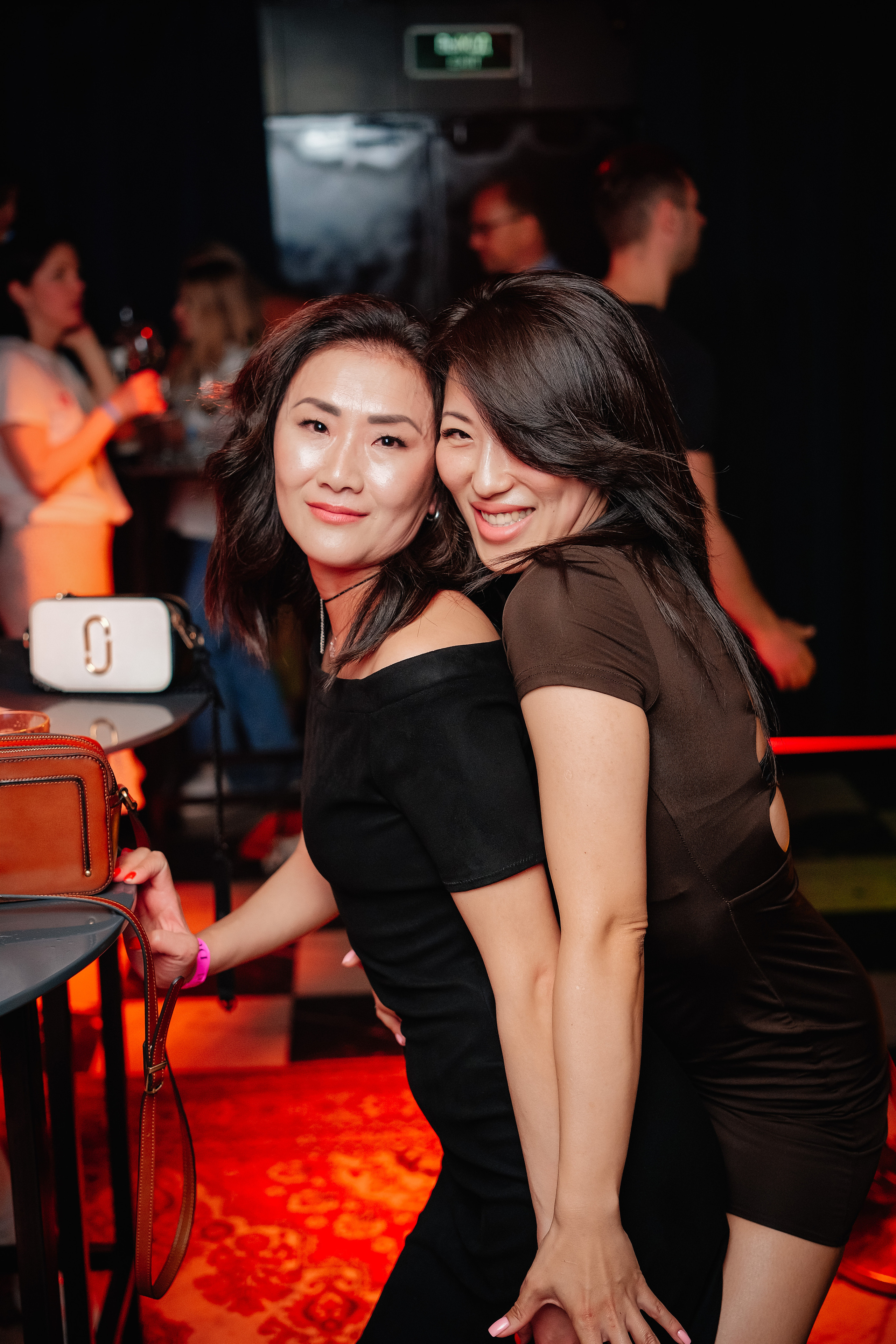 DUKE. Репортажный и клубный фотограф Москва