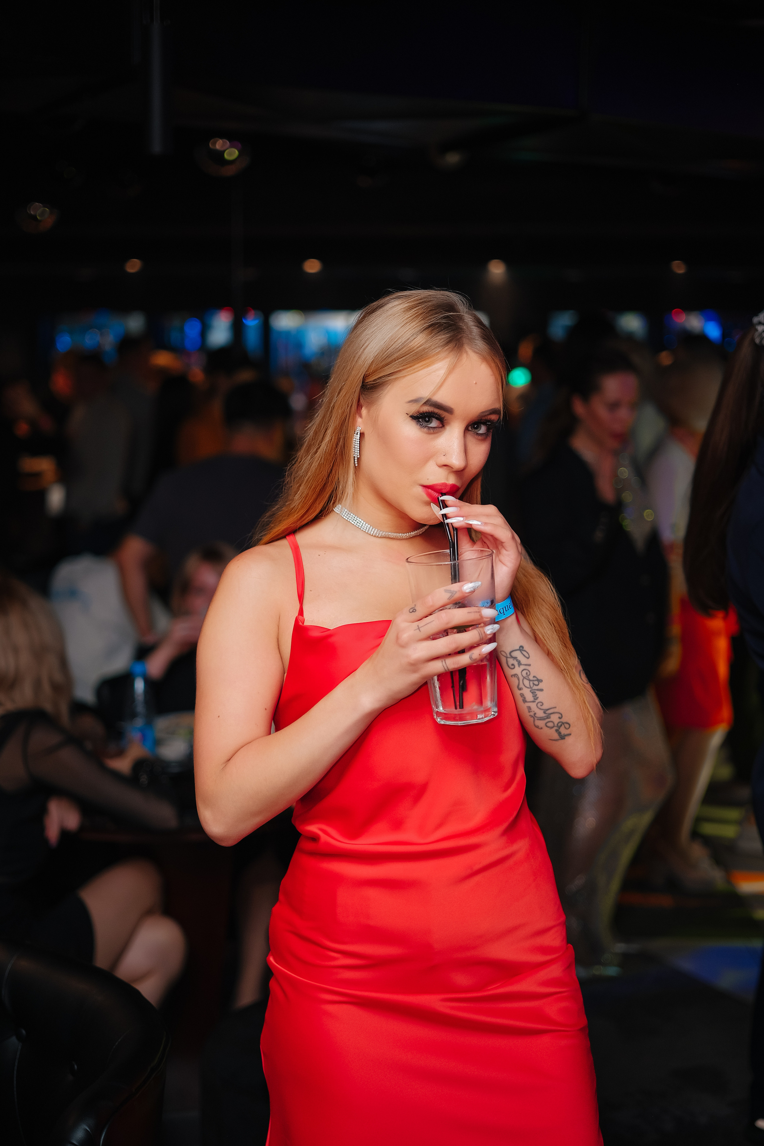 DUKE. Репортажный и клубный фотограф Москва