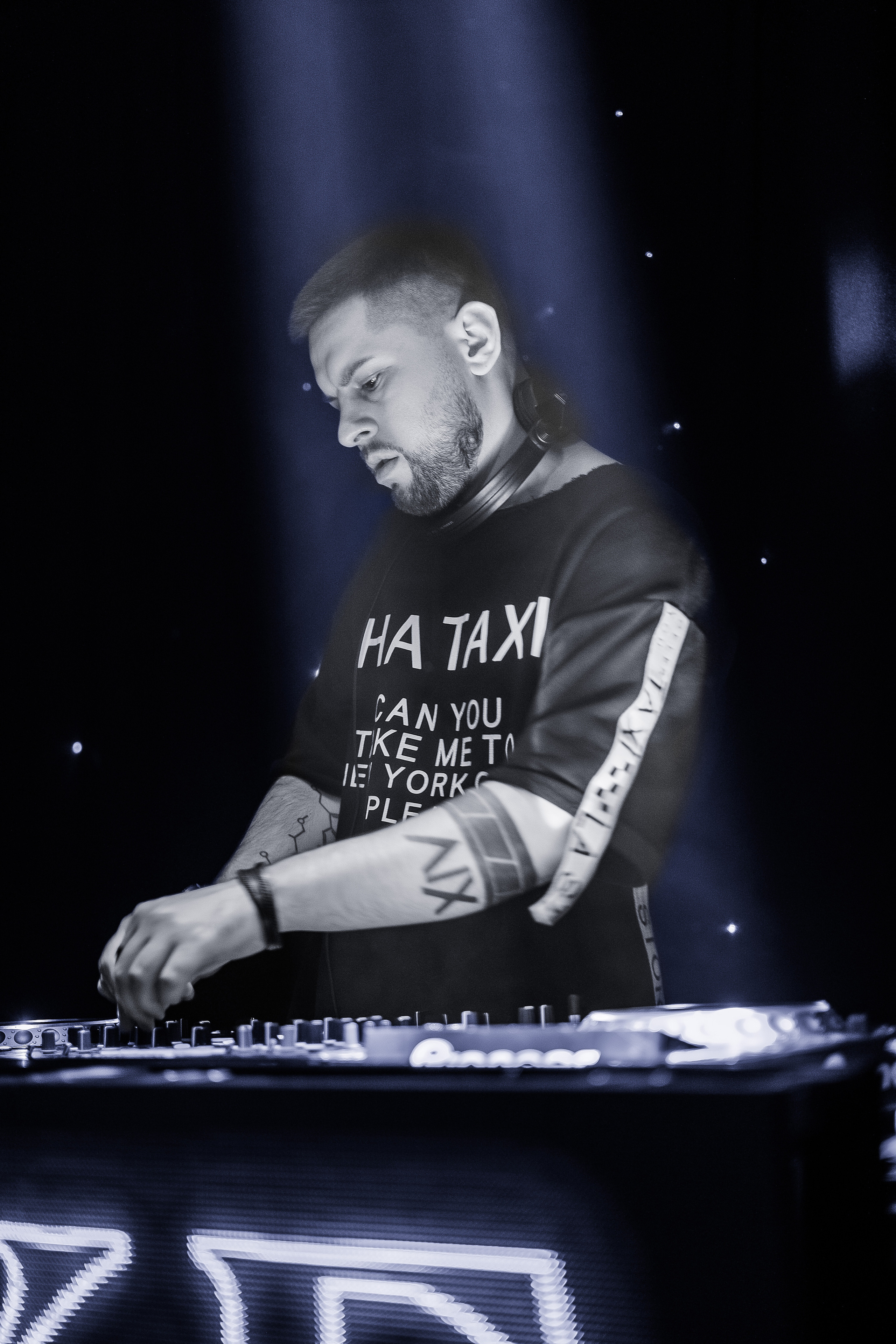 DUKE. Репортажный и клубный фотограф Москва